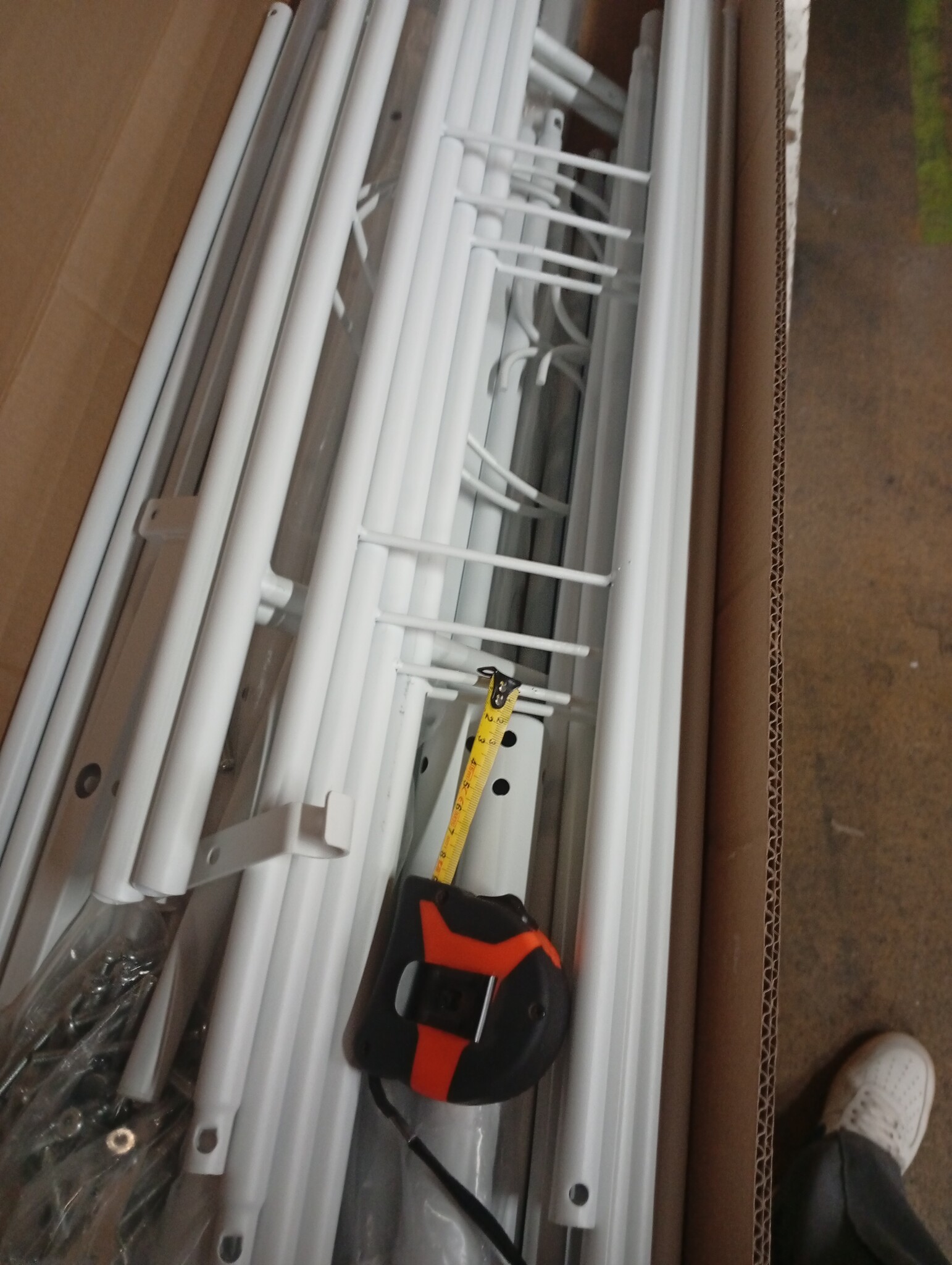 vidaXL Bedframe Metaal Wit 140x200 cm - 55% Korting!