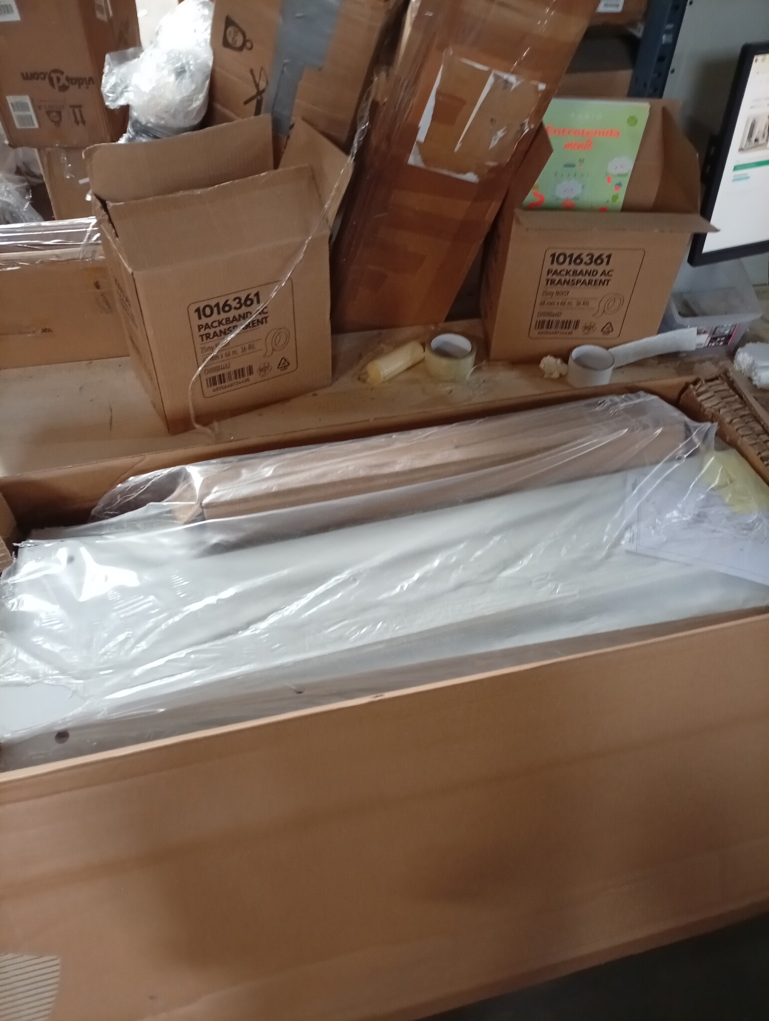 vidaXL Kledingkast met wielen (wit) - 55% Korting!