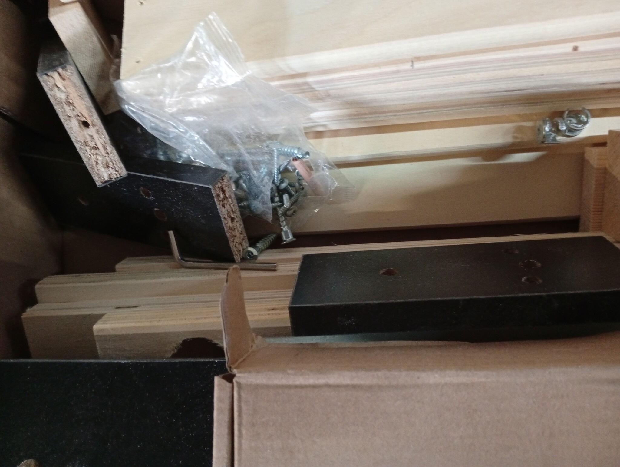 vidaXL Bedframe 180x200 cm Spaanplaat Zwart - 60% Korting!