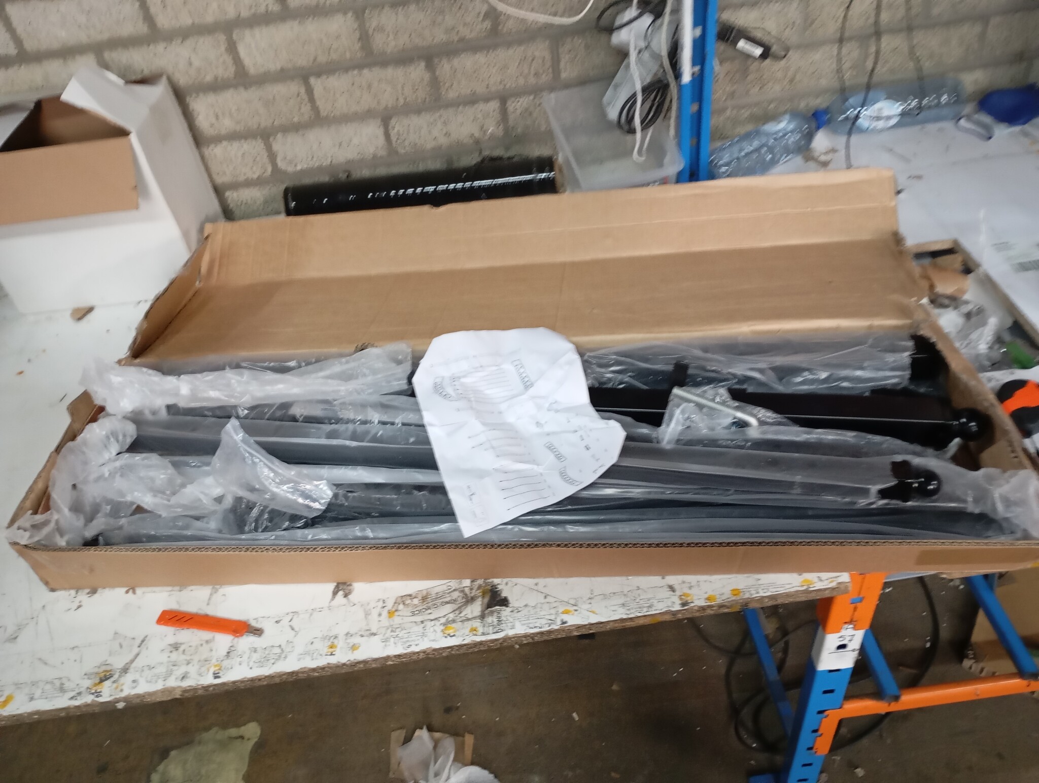 vidaXL Poort met speerpunten 100x125 cm Zwart (55% Korting)