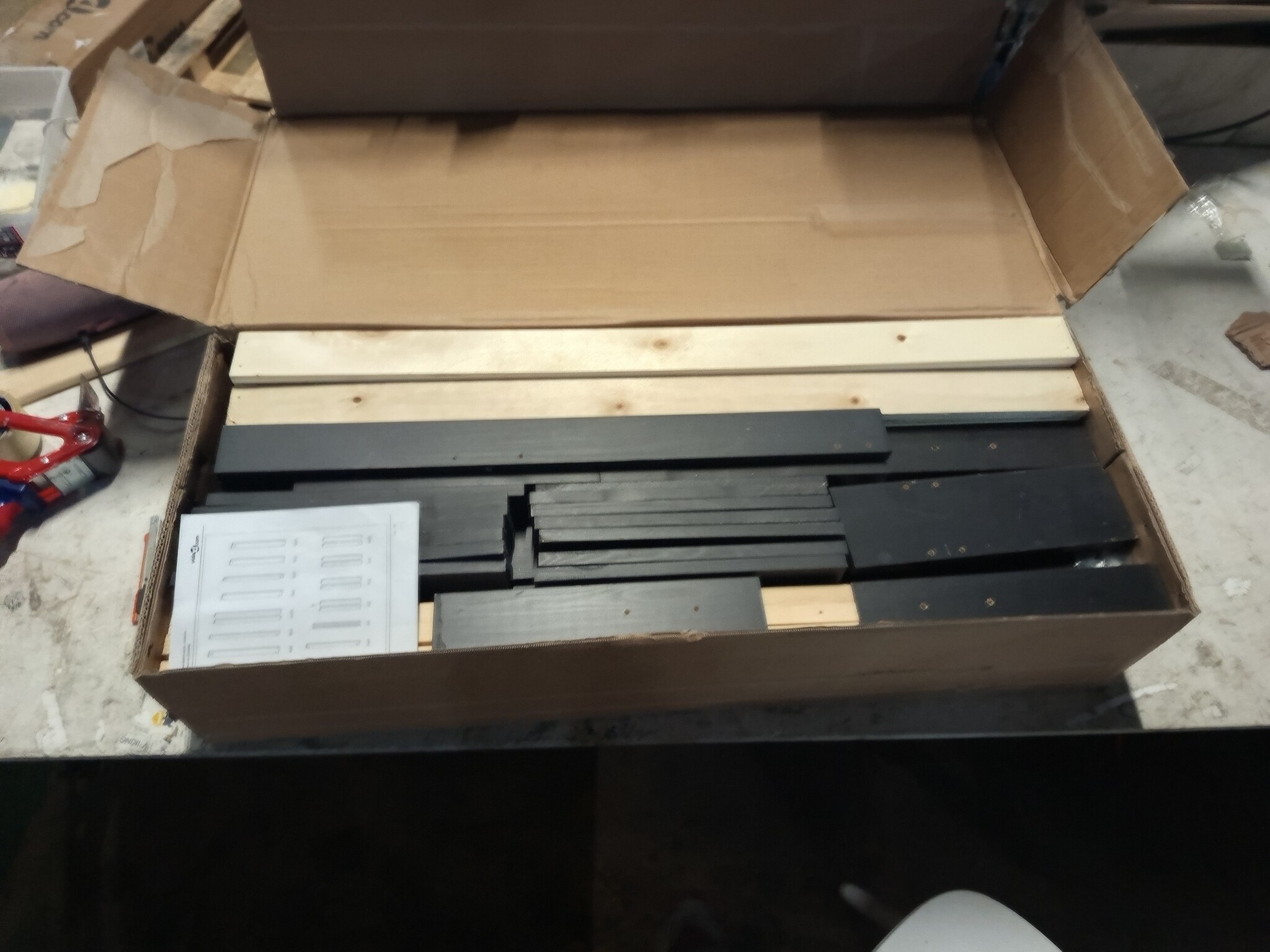 vidaXL Slaapbank Grenenhout Zwart - 60% Korting - 2x(90x190) cm