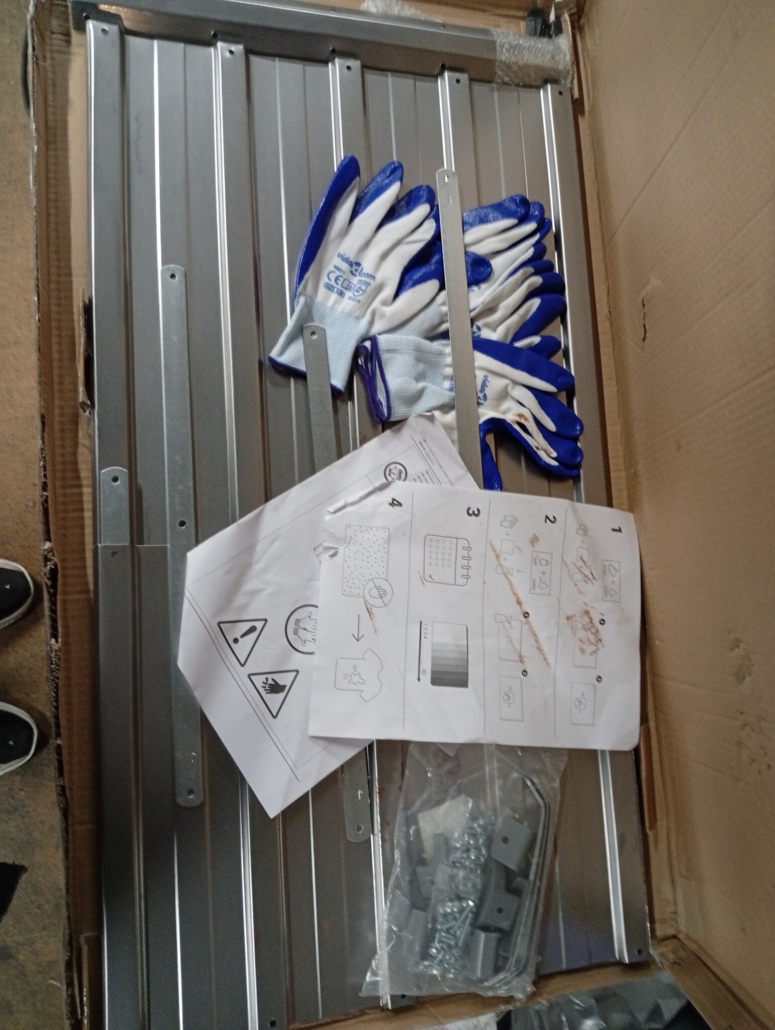 vidaXL Verhoogde Plantenbak 240x40x45 cm Cortenstaal - 64% Korting