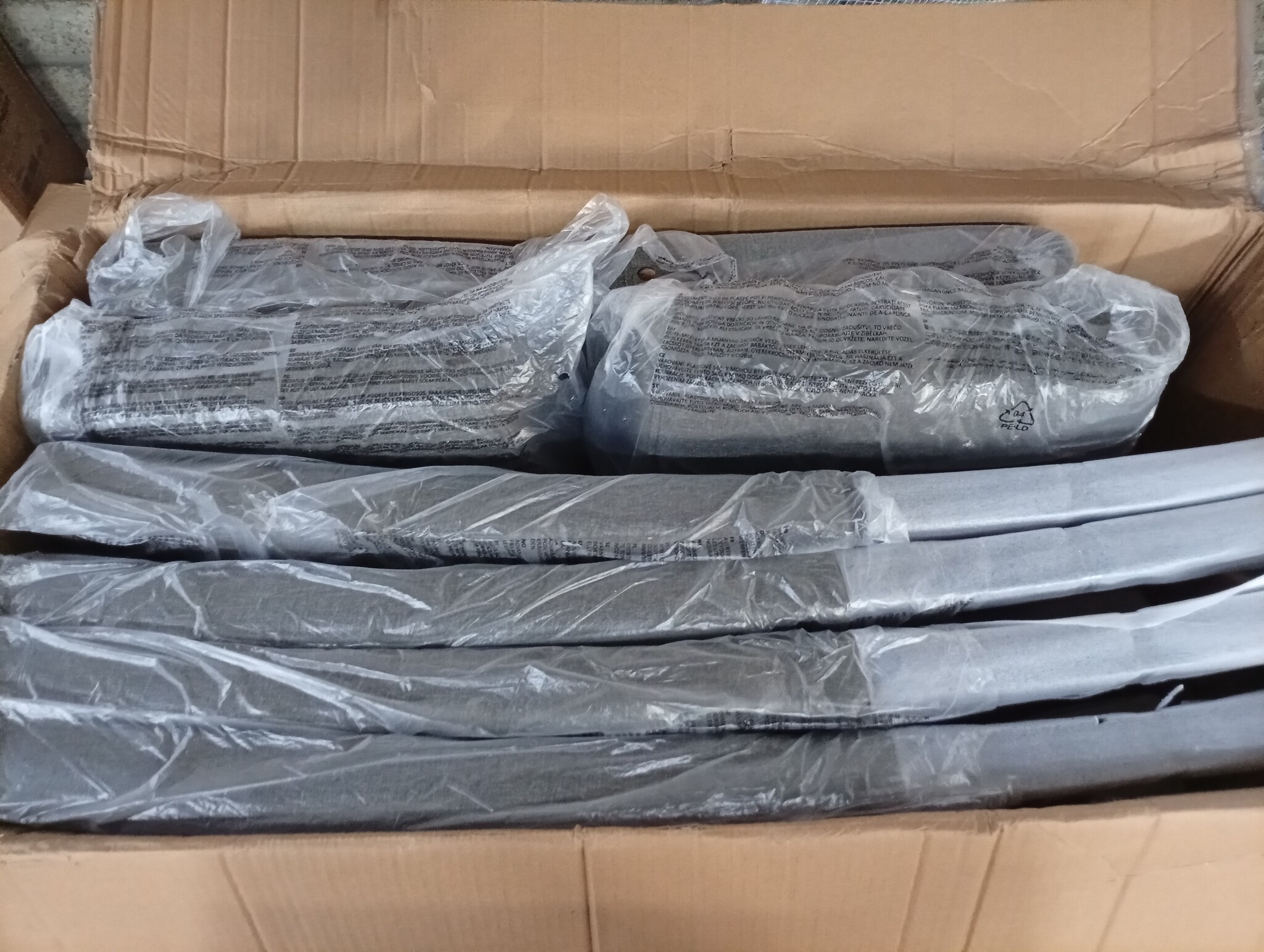 vidaXL Eetkamerstoelen 4 st stof grijs - 60% Korting!