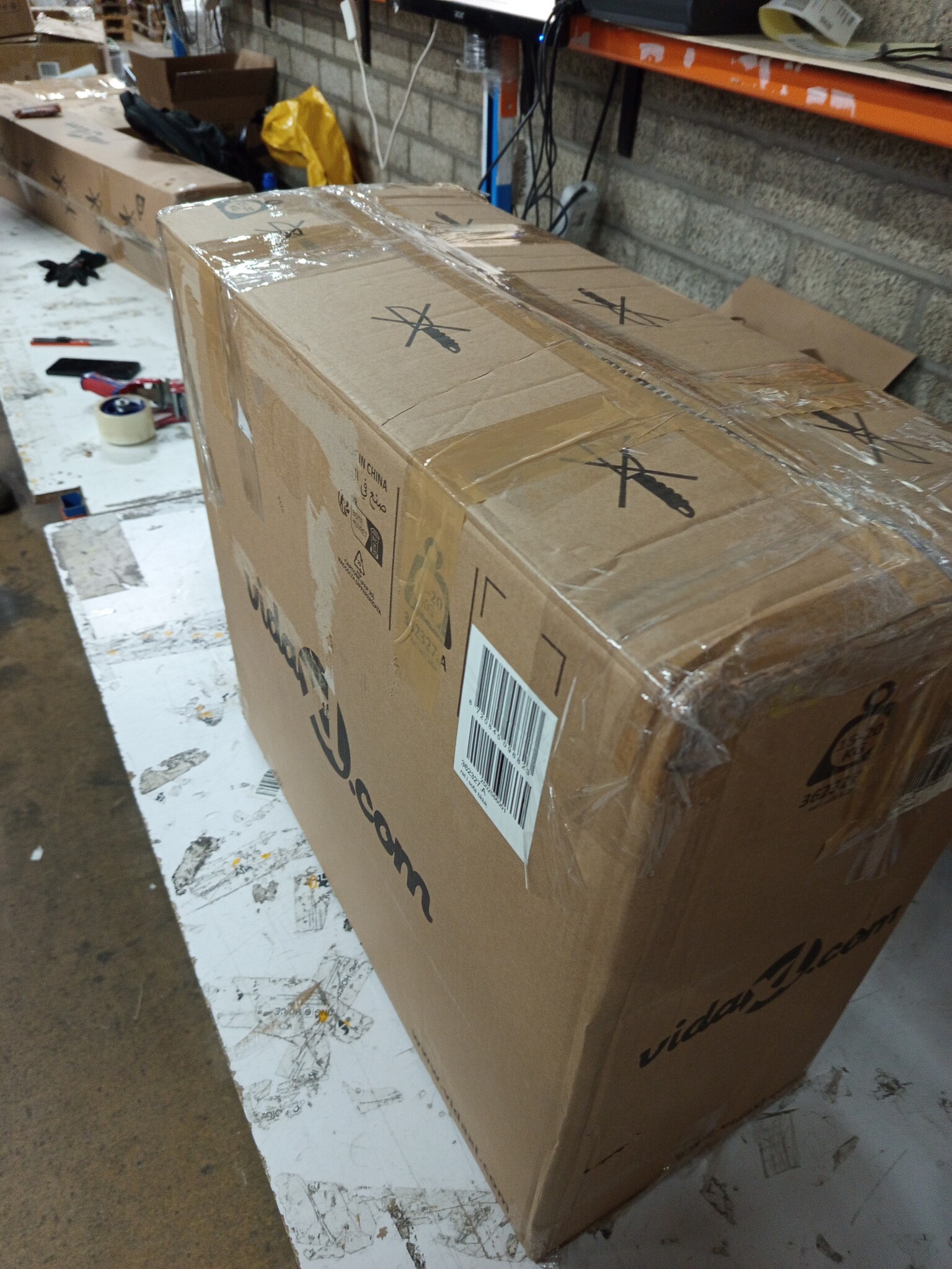 vidaXL Tuinbank 3-zits met kussens poly rattan zwart