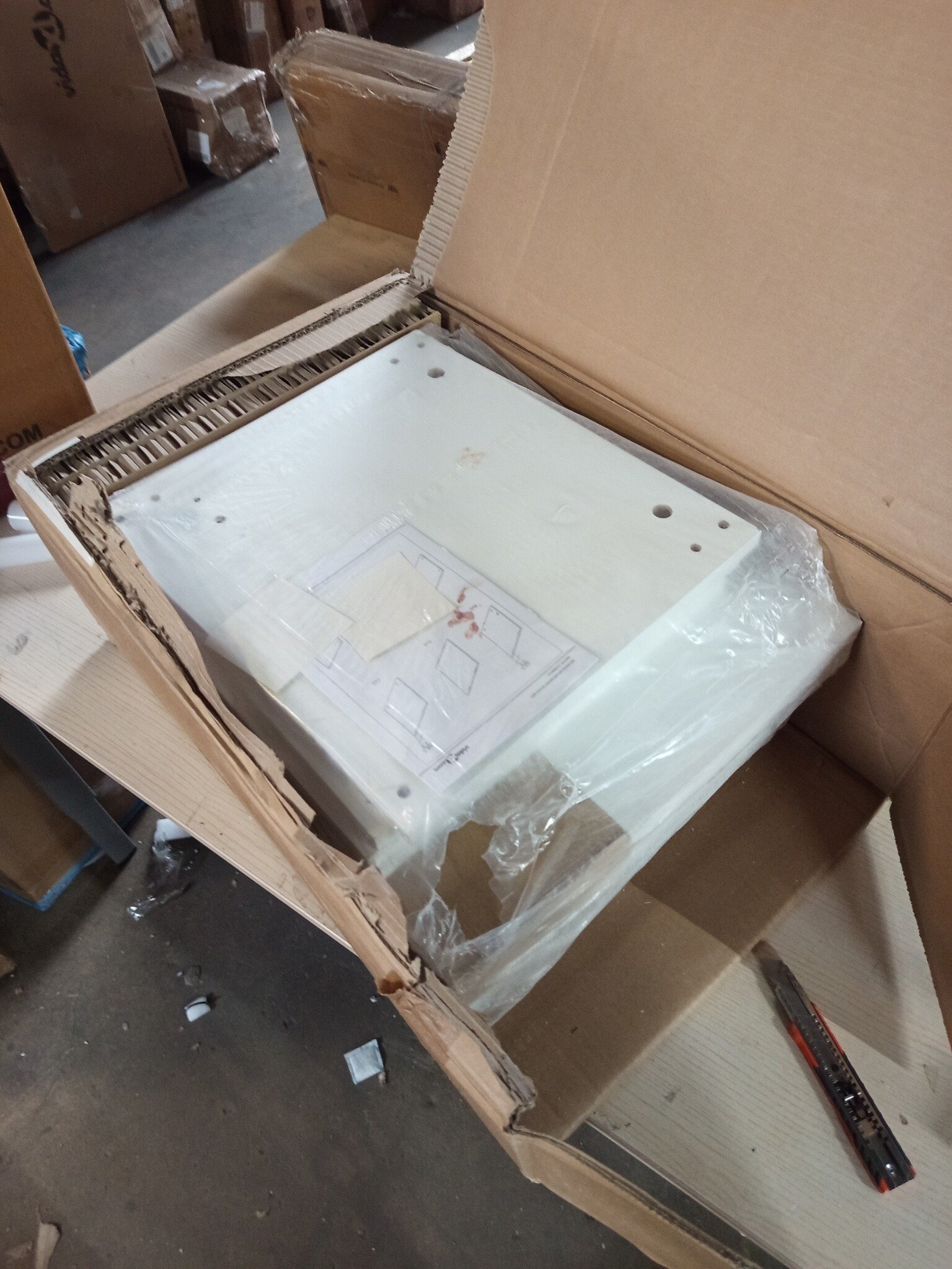 vidaXL TV-meubel 140cm Hoogglans Wit | 55% Korting