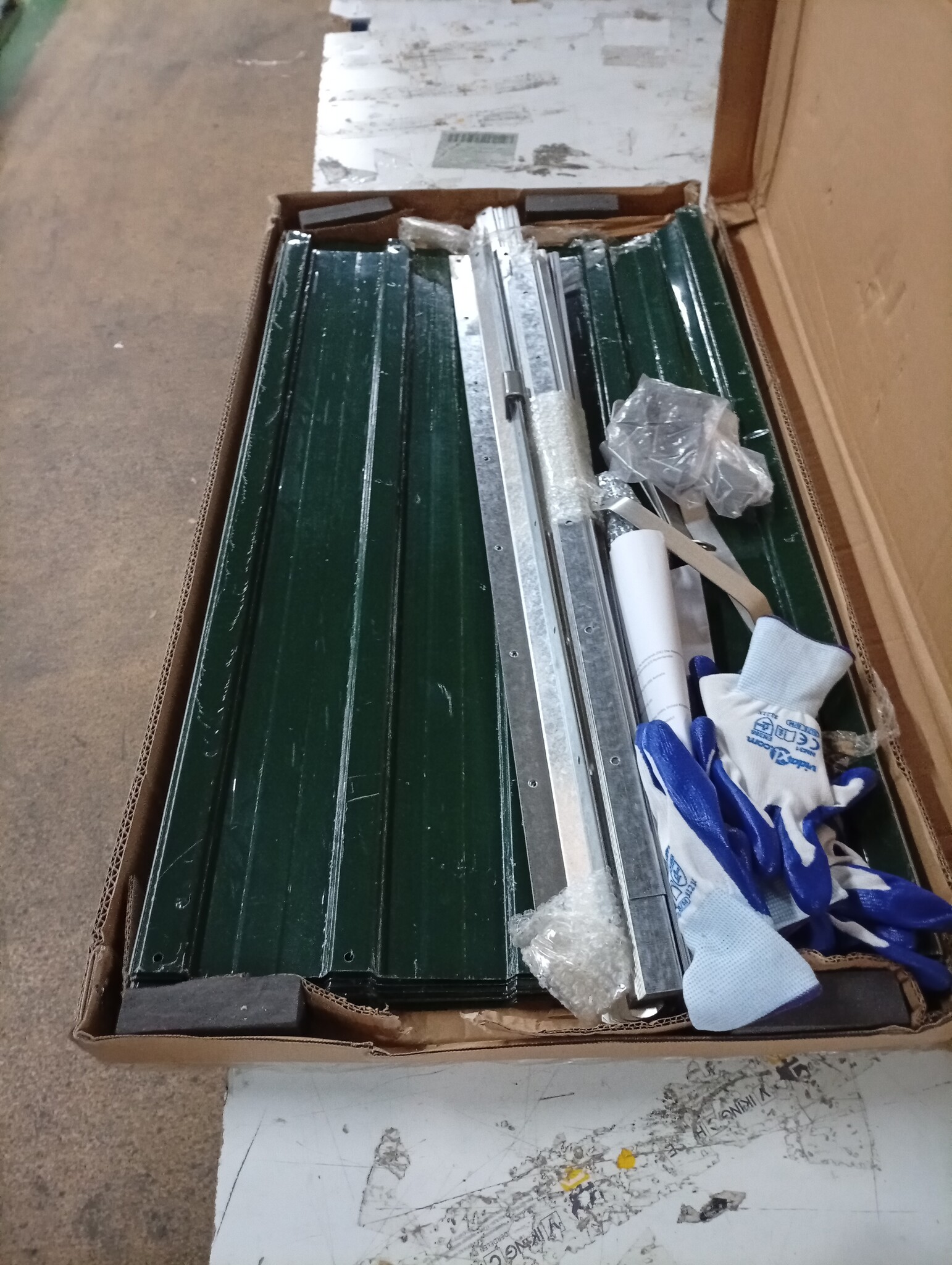 vidaXL Verhoogde Plantenbak Staal Groen (400x80x77cm) - 60% Korting!