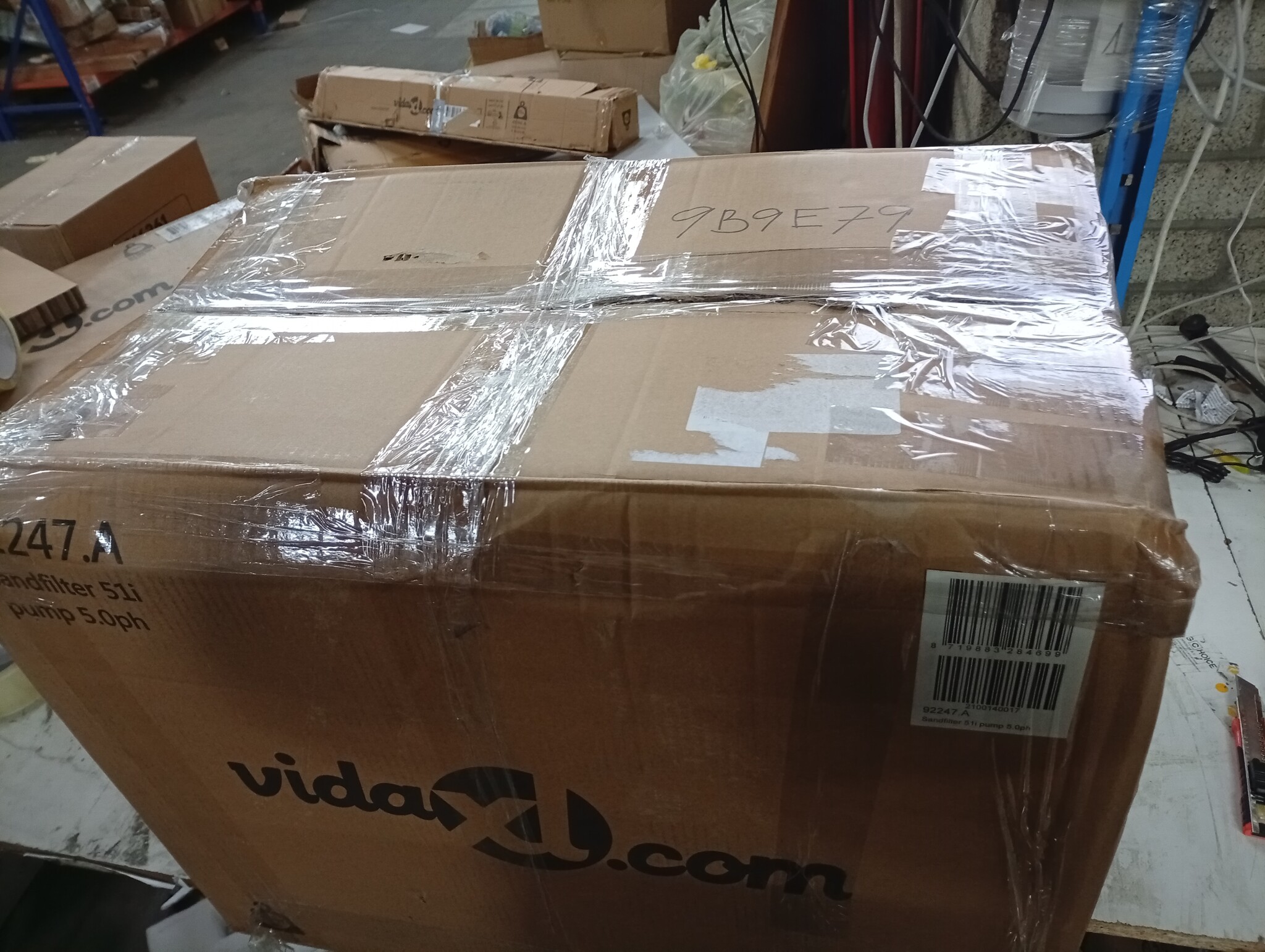 vidaXL Zandfilterpomp met timer 530 W 10980 L/u - 59% Korting!