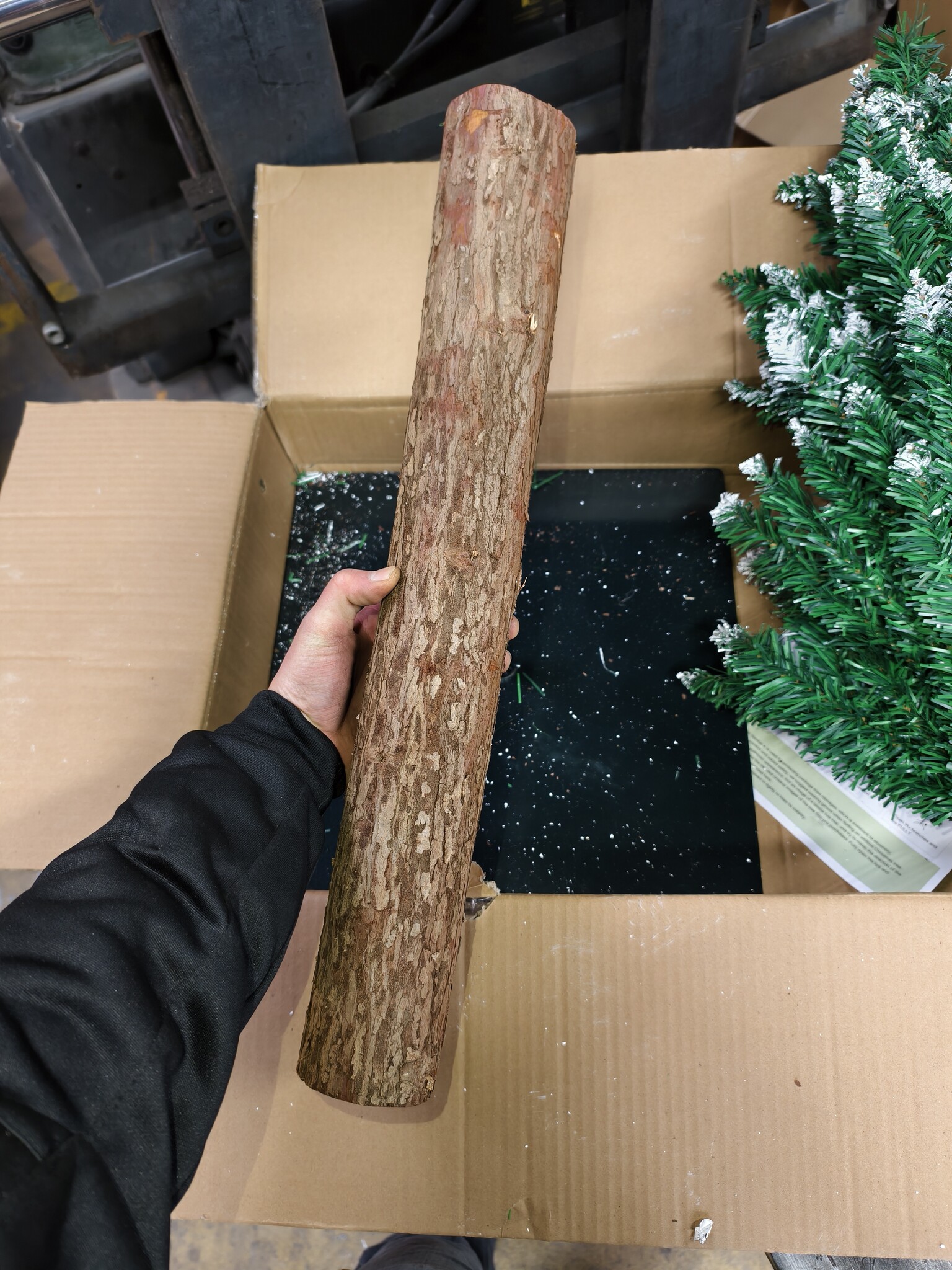 Kunst kerstboom 180 cm met natuurlijke stam - 3-delig