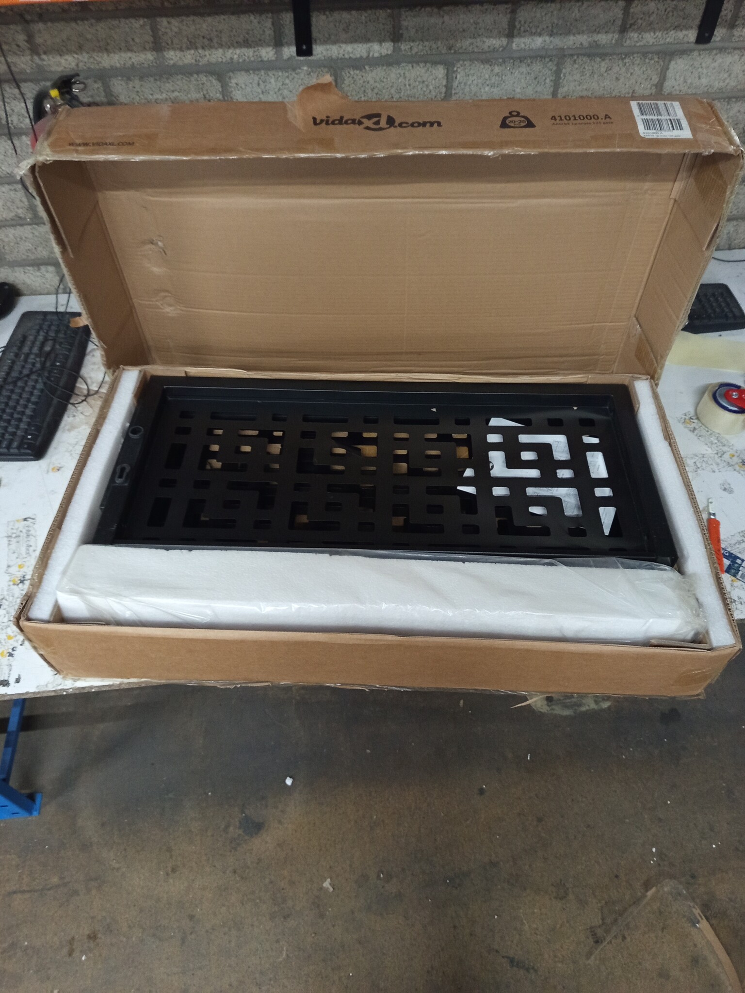 vidaXL Poort met kruisontwerp 105x130cm Staal Zwart - Nu 55% Korting!