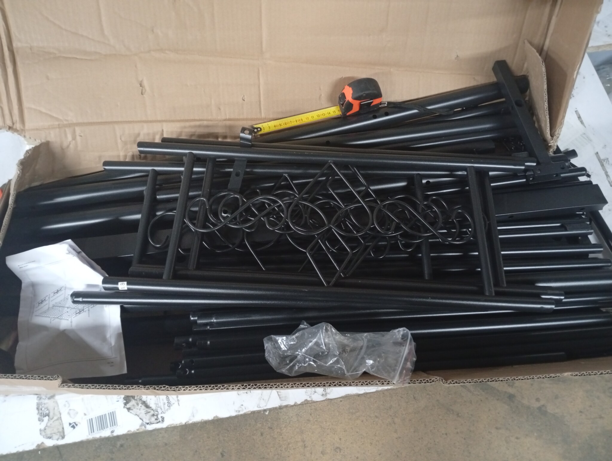 VidaXL Bedframe Metaal Zwart 120x190 cm | 55% Korting