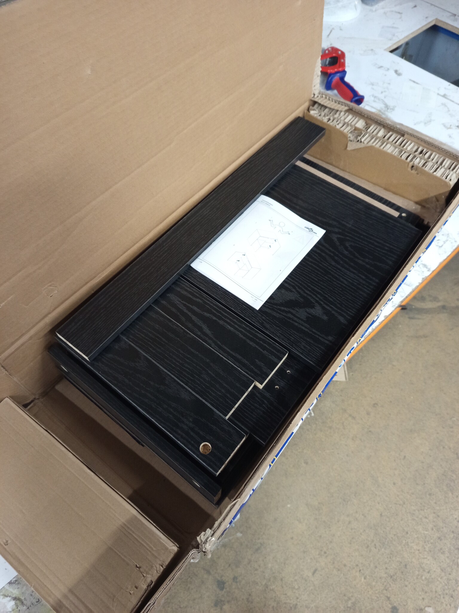 vidaXL Dressoir Zwart Eiken - 71x35x65 cm - 55% Korting!