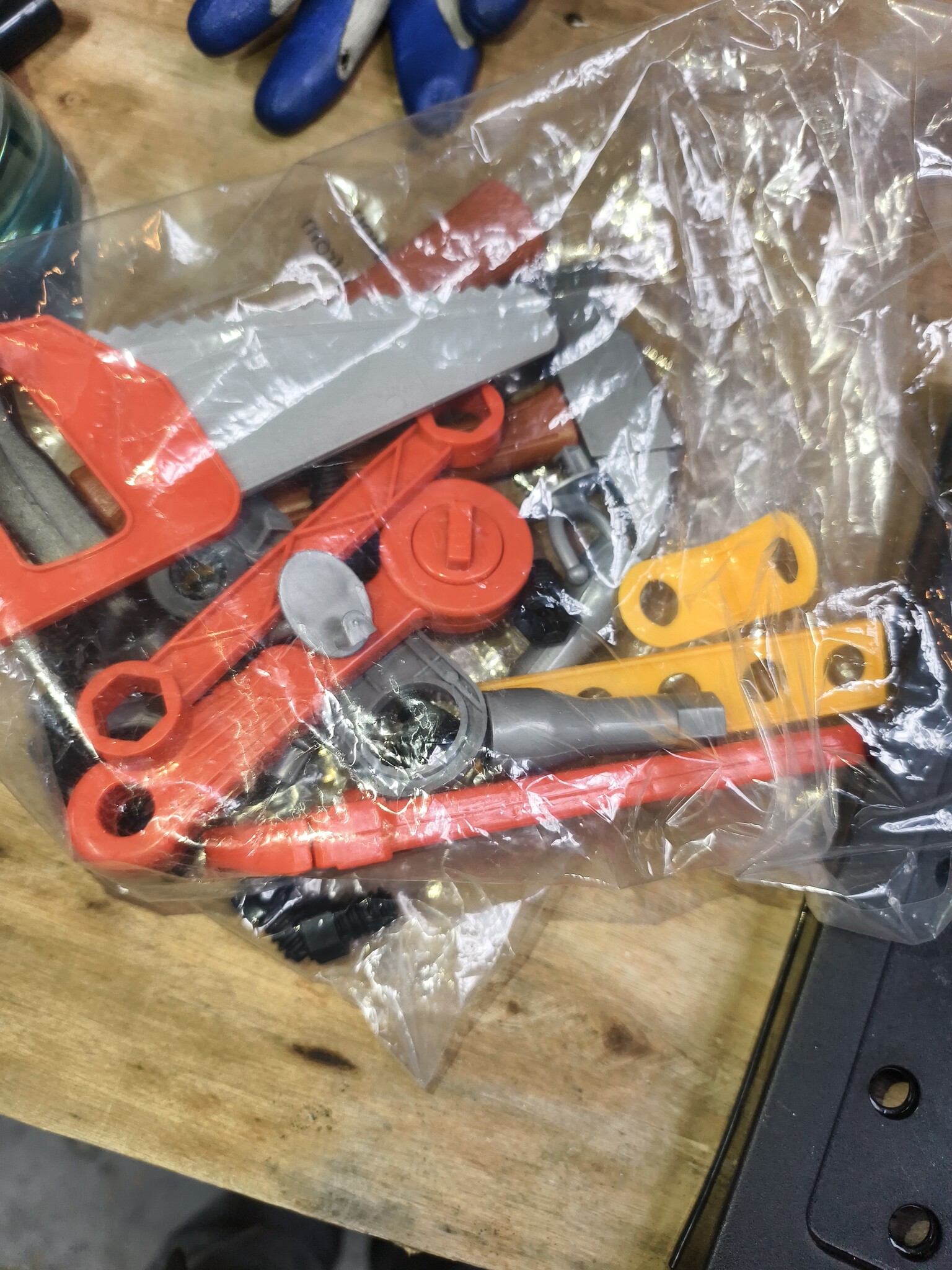 Werkbank kind - speelgoed gereedschap - 57x32x68cm - rood zwart