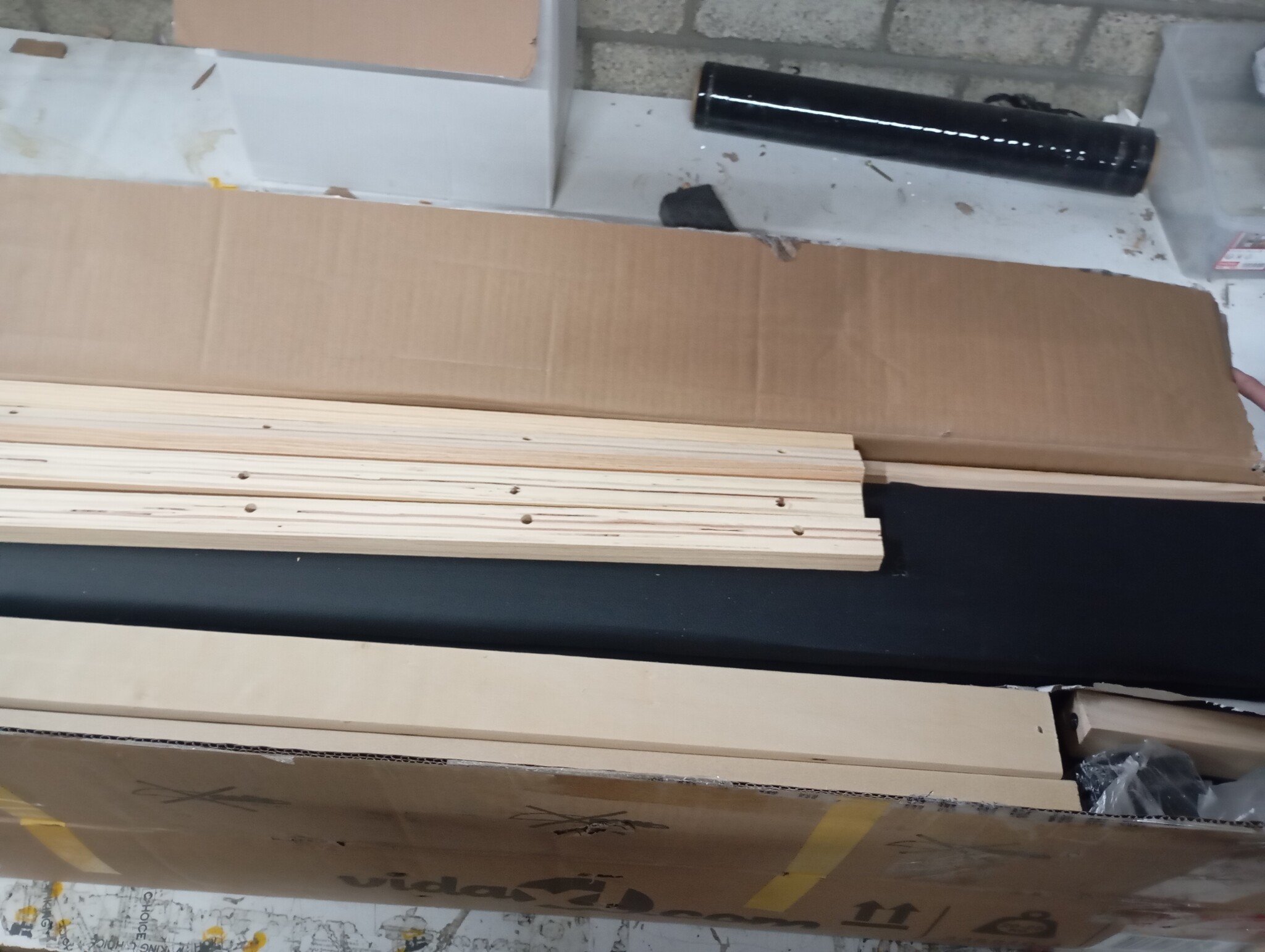 vidaXL Bedframe Kunstleer Zwart 160x200 cm - Nu met 55% Korting!