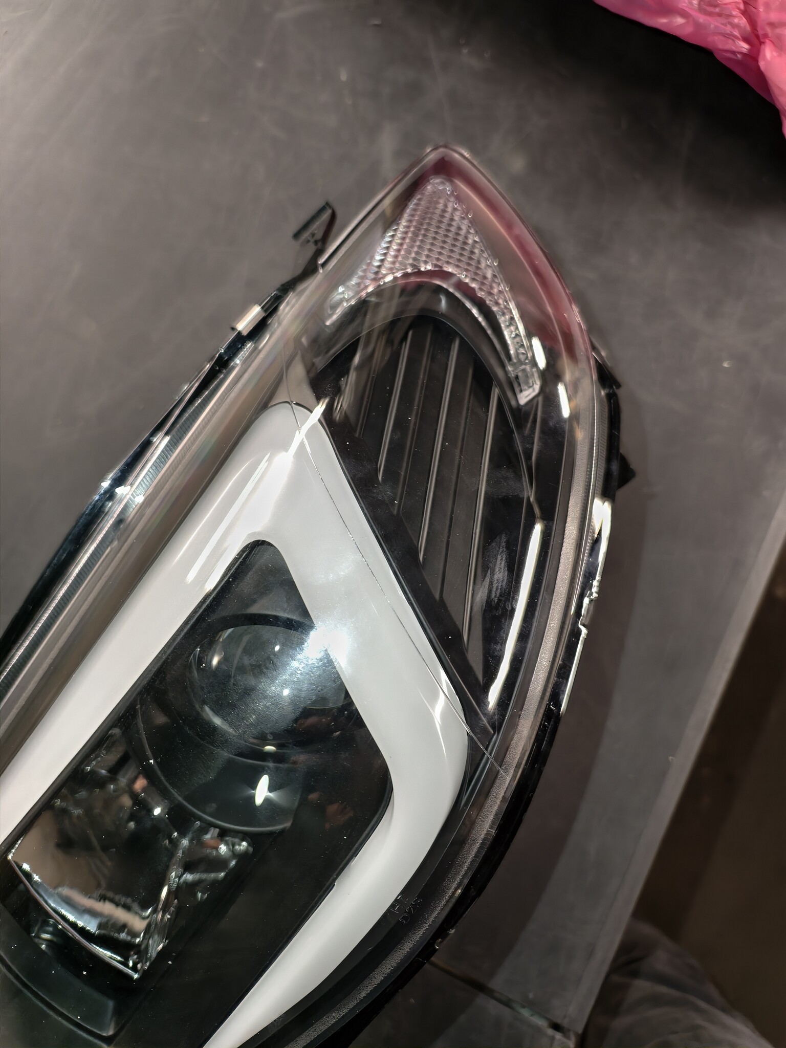 Koplampen Xenon SUBARU IMPREZA III GH 07-12 TUBE ZWART HID