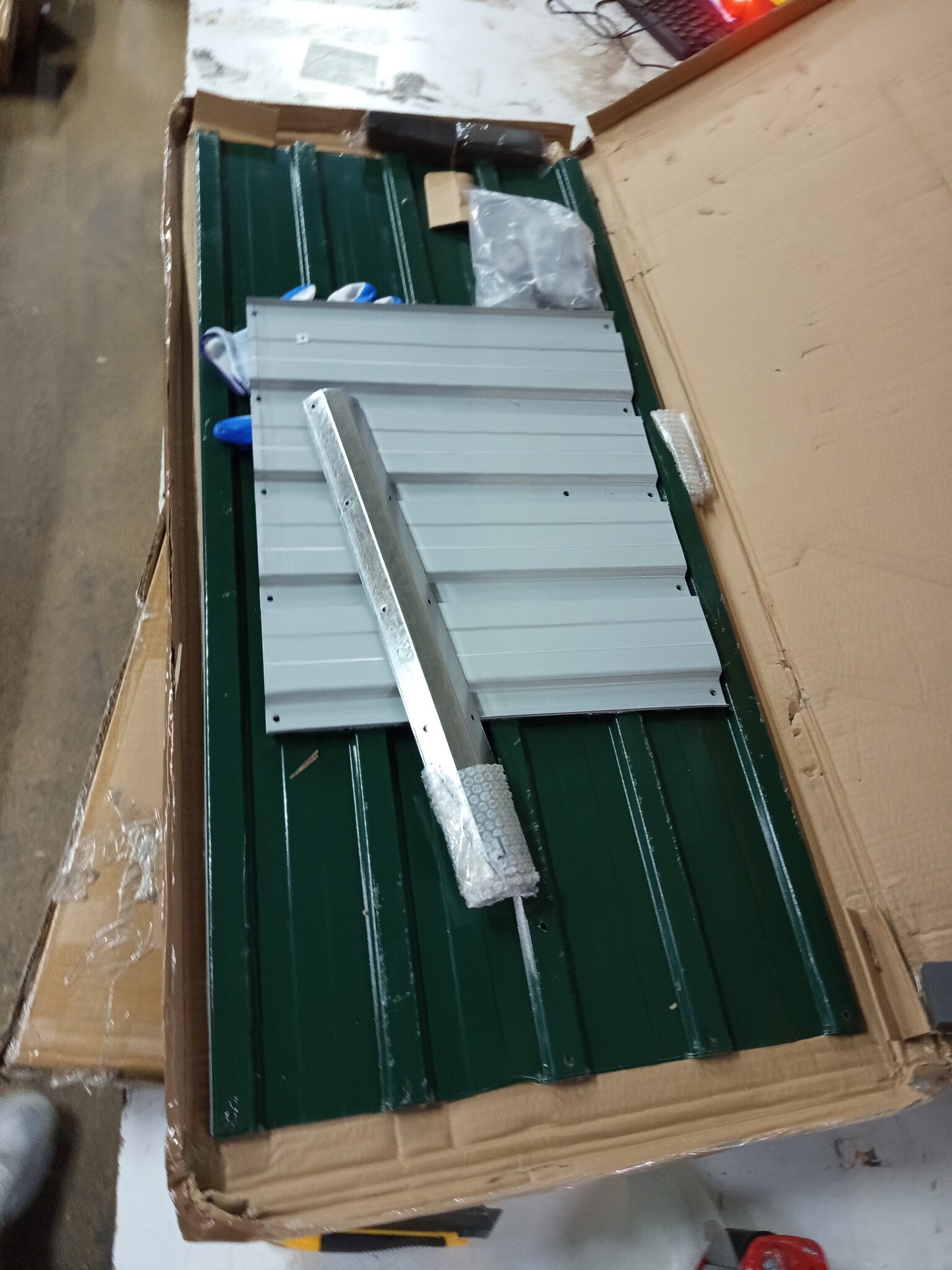 vidaXL Verhoogde Plantenbak Staal Groen - 100x40x45cm (68% KORTING)