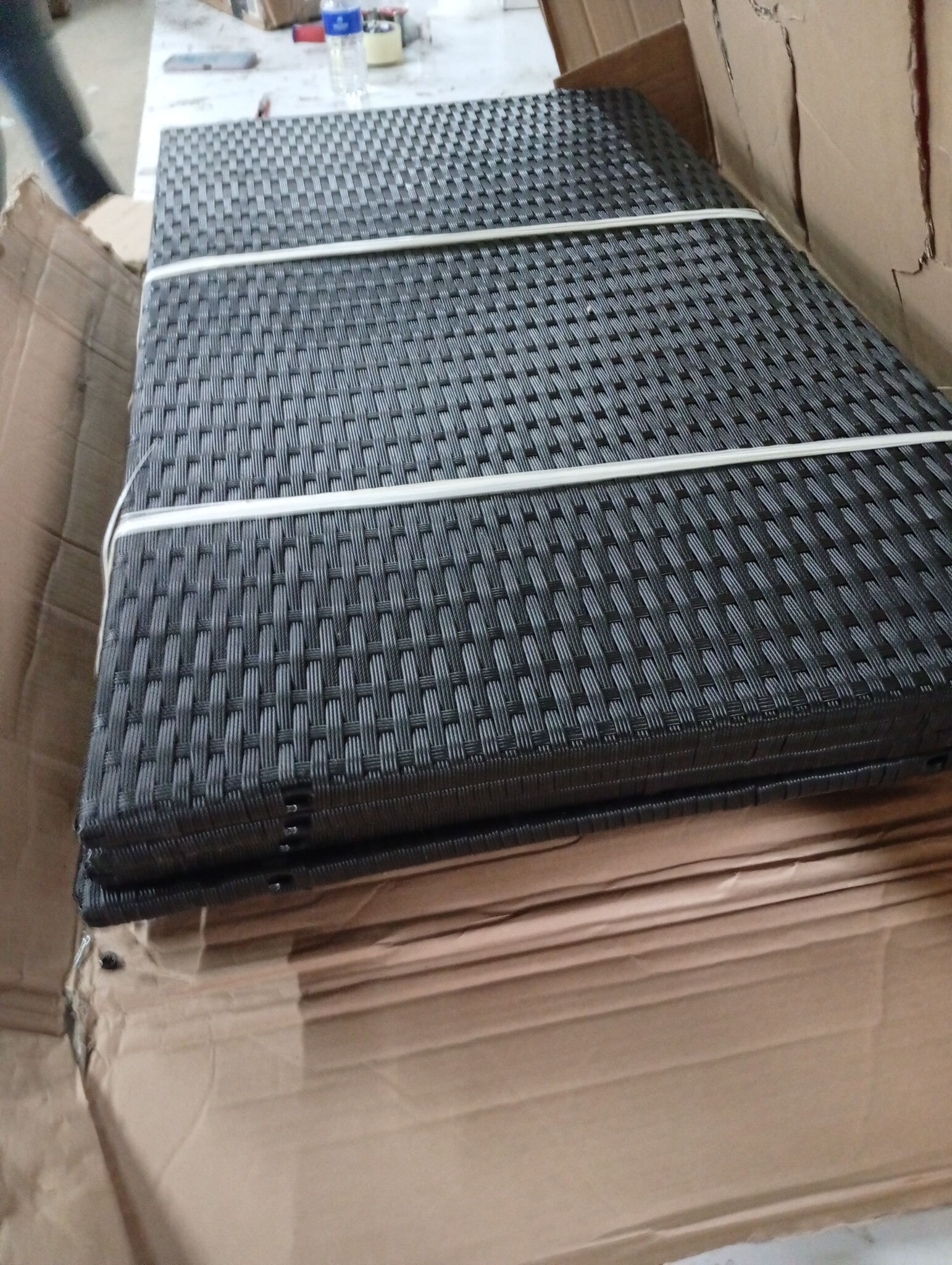 vidaXL Tuinkast 198x55,5x80 cm Poly Rattan - 55% Korting!