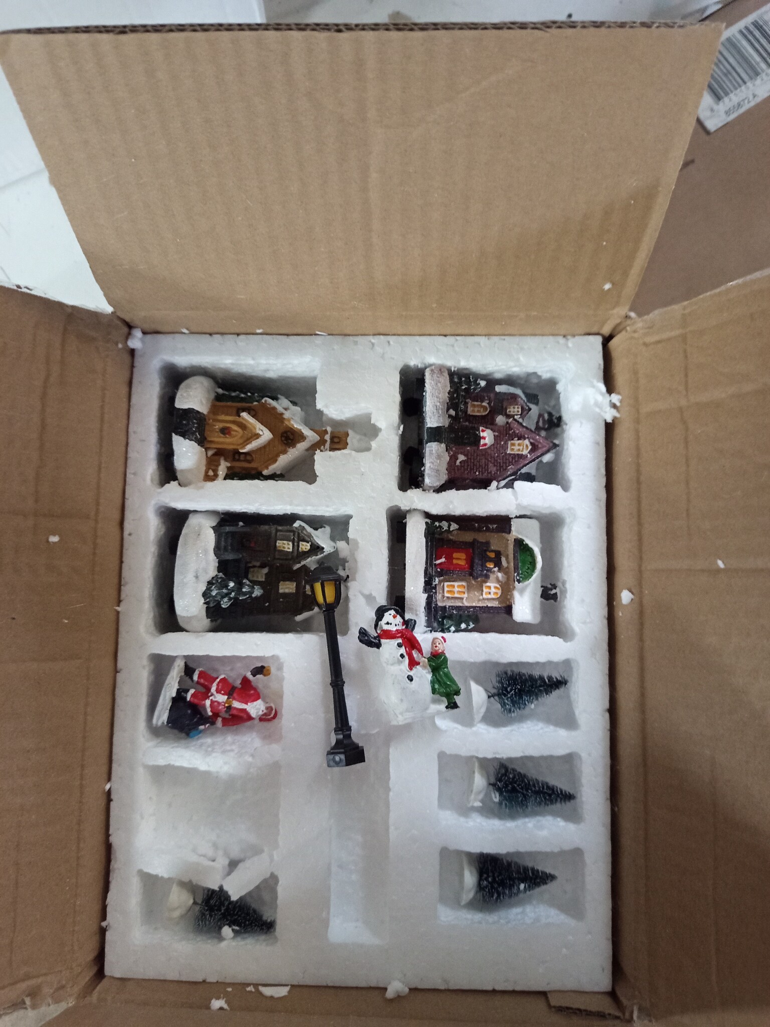 HI Kerstdorp met LED's - 55% Korting!