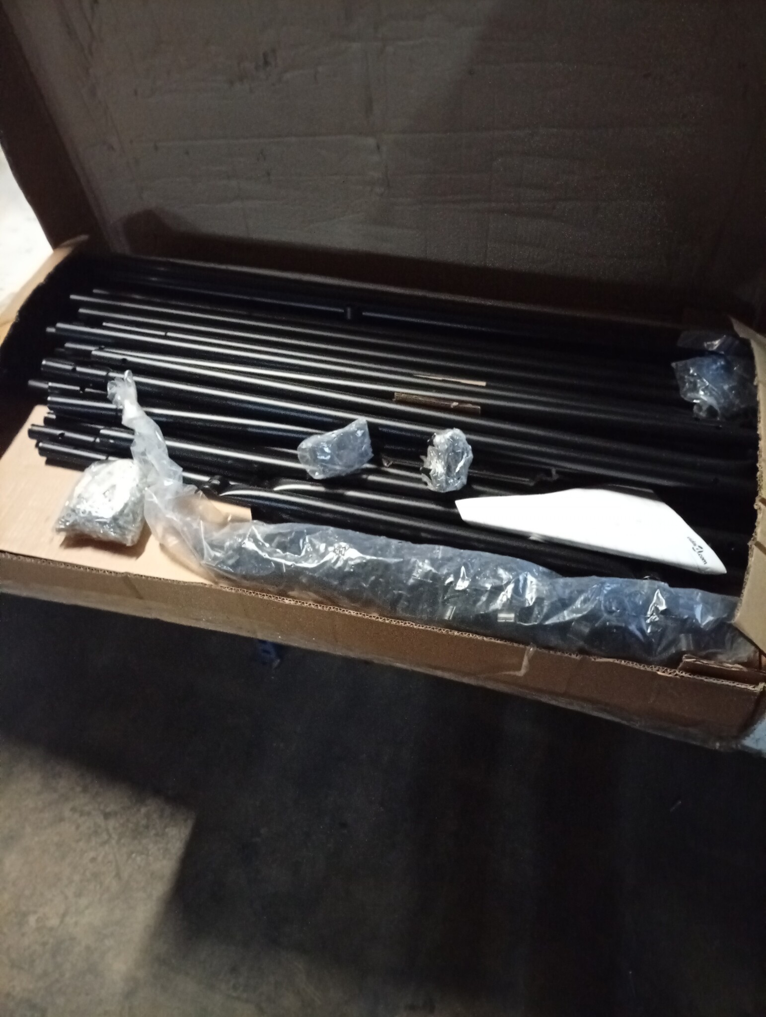 vidaXL Hondenkennel Buiten 110x220x180 cm Staal - 55% Korting