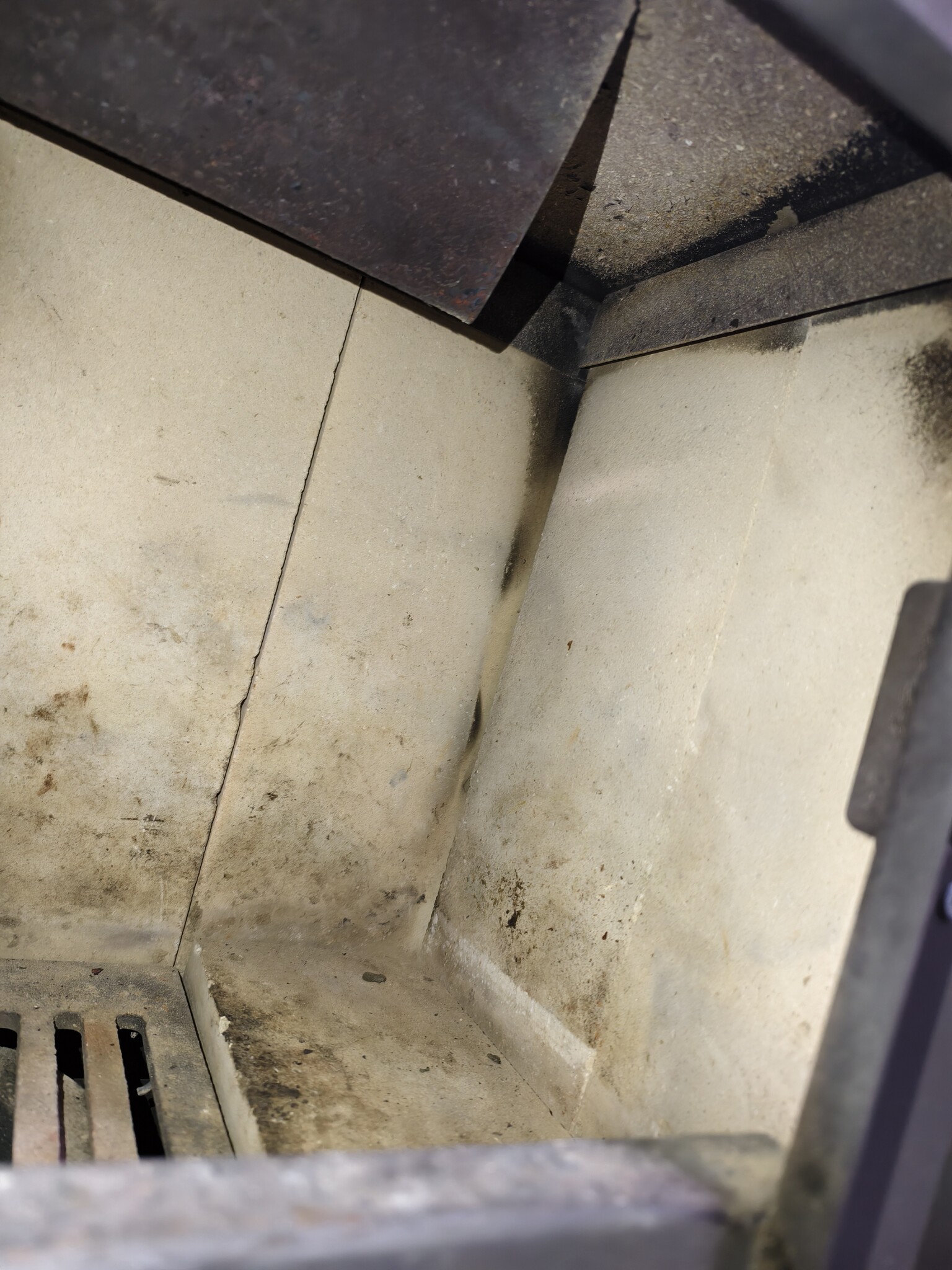 Houtkachel Vrijstaand 12 KW - Staal - Geretourneerd