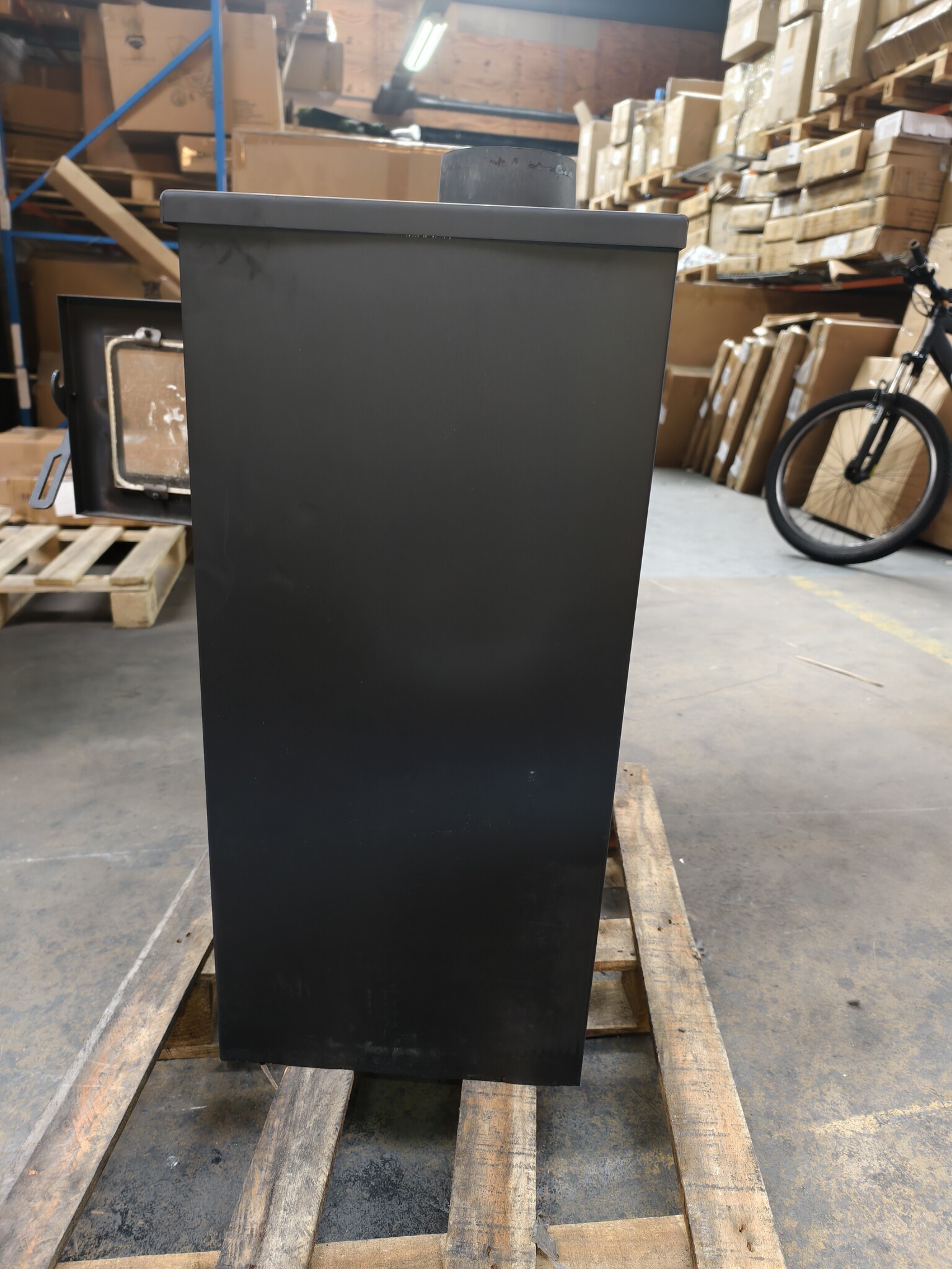 Houtkachel Vrijstaand 12 KW - Staal - Geretourneerd