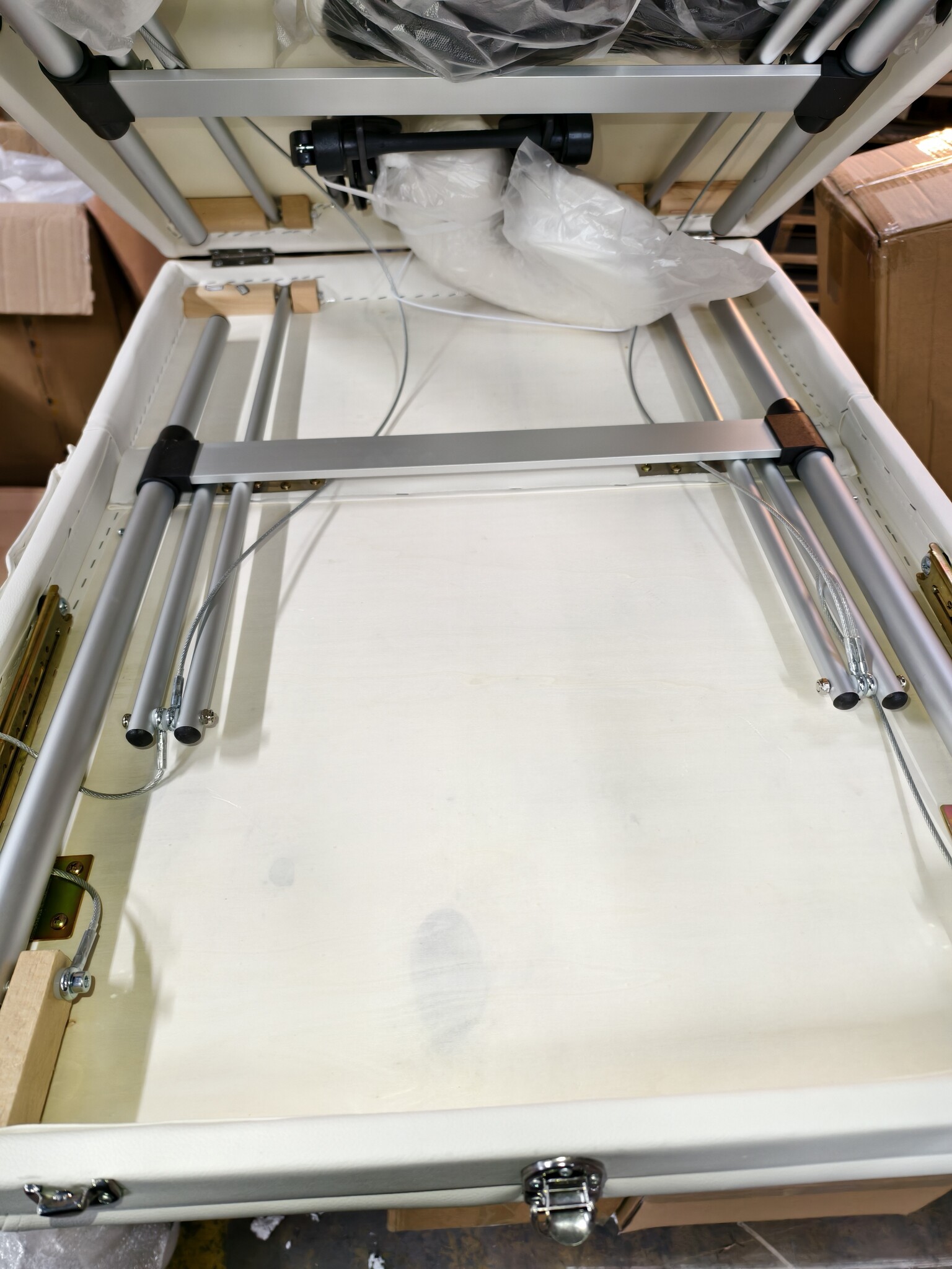 Opvouwbare Massagetafel 3 secties - Aluminium - Wit - 40% Korting!