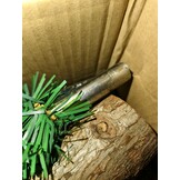 Kunstkerstboom 160 cm - Sneeuw & Dennenappels - Houten Stam