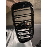 Grill BMW G30/G31 17- SPORT GLANS ZWART