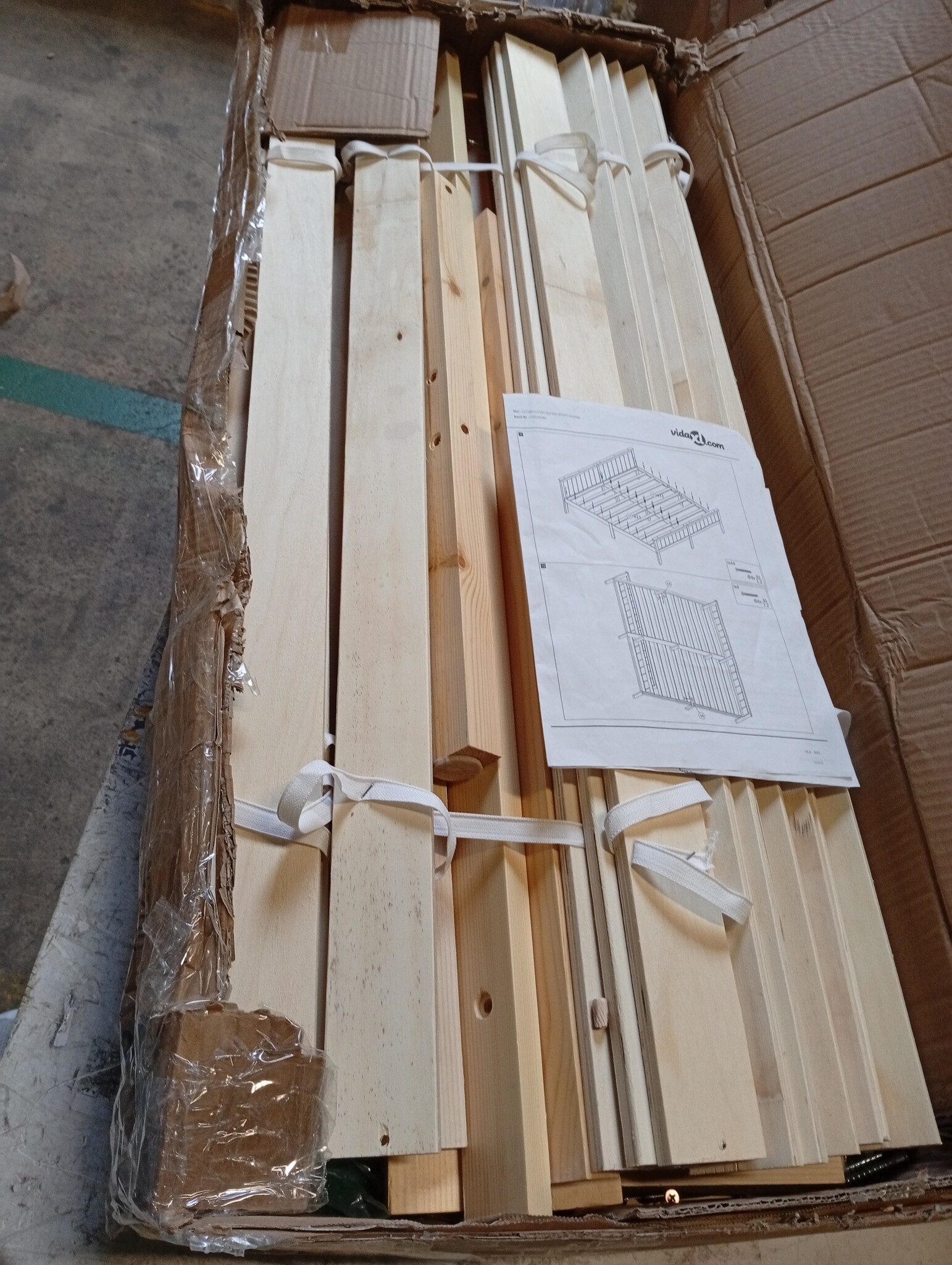 vidaXL Grenenhouten Bedframe 200x200cm - 59% Korting!