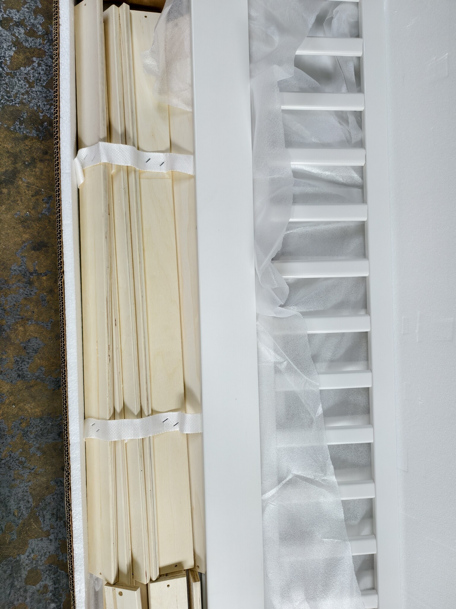 Wit Kleuterbed 200x90cm - Inclusief Lattenbodem & Uitvalbeveiliging