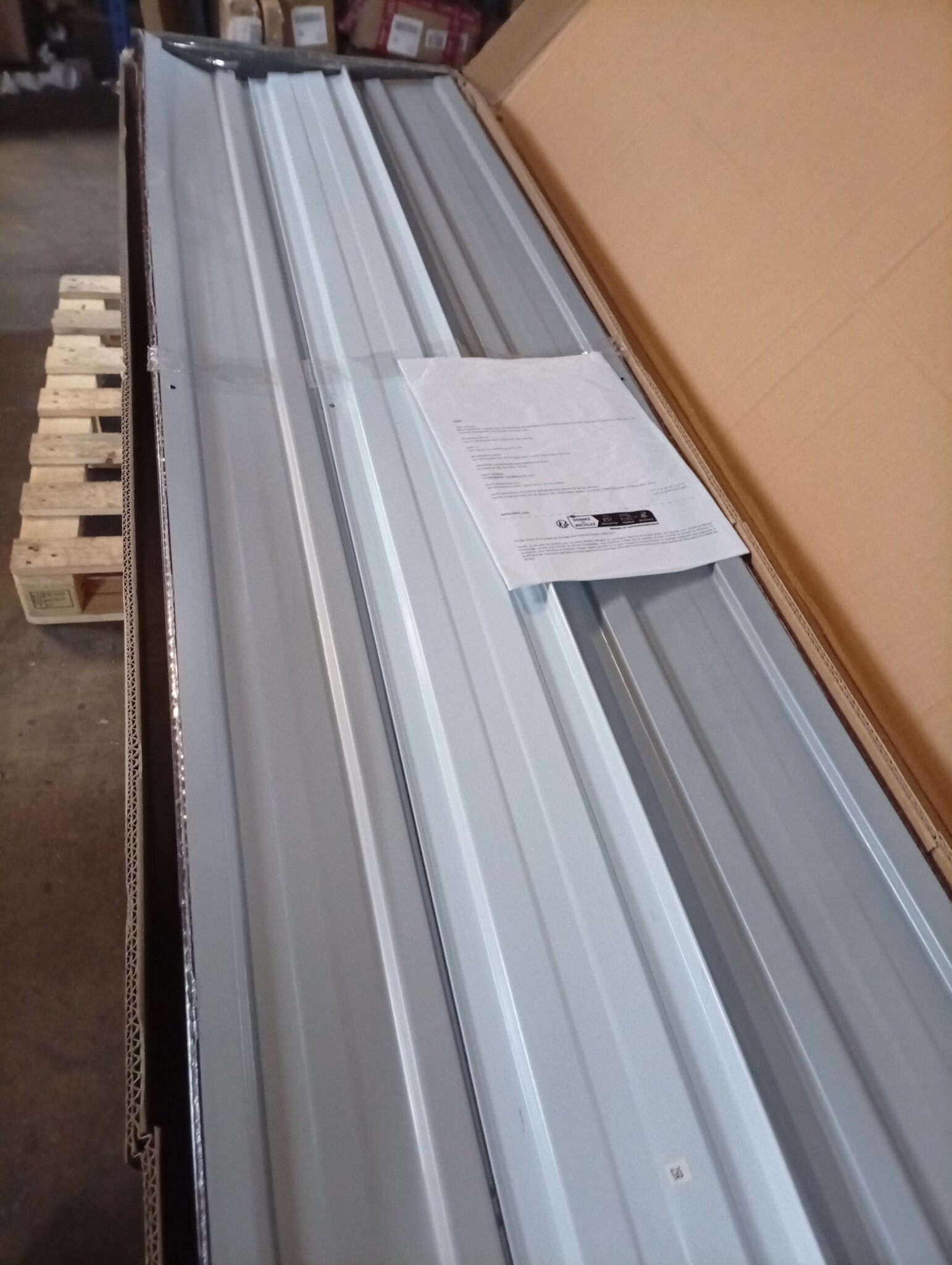 vidaXL Tuinberging Staal Bruin - Nu 55% Korting!