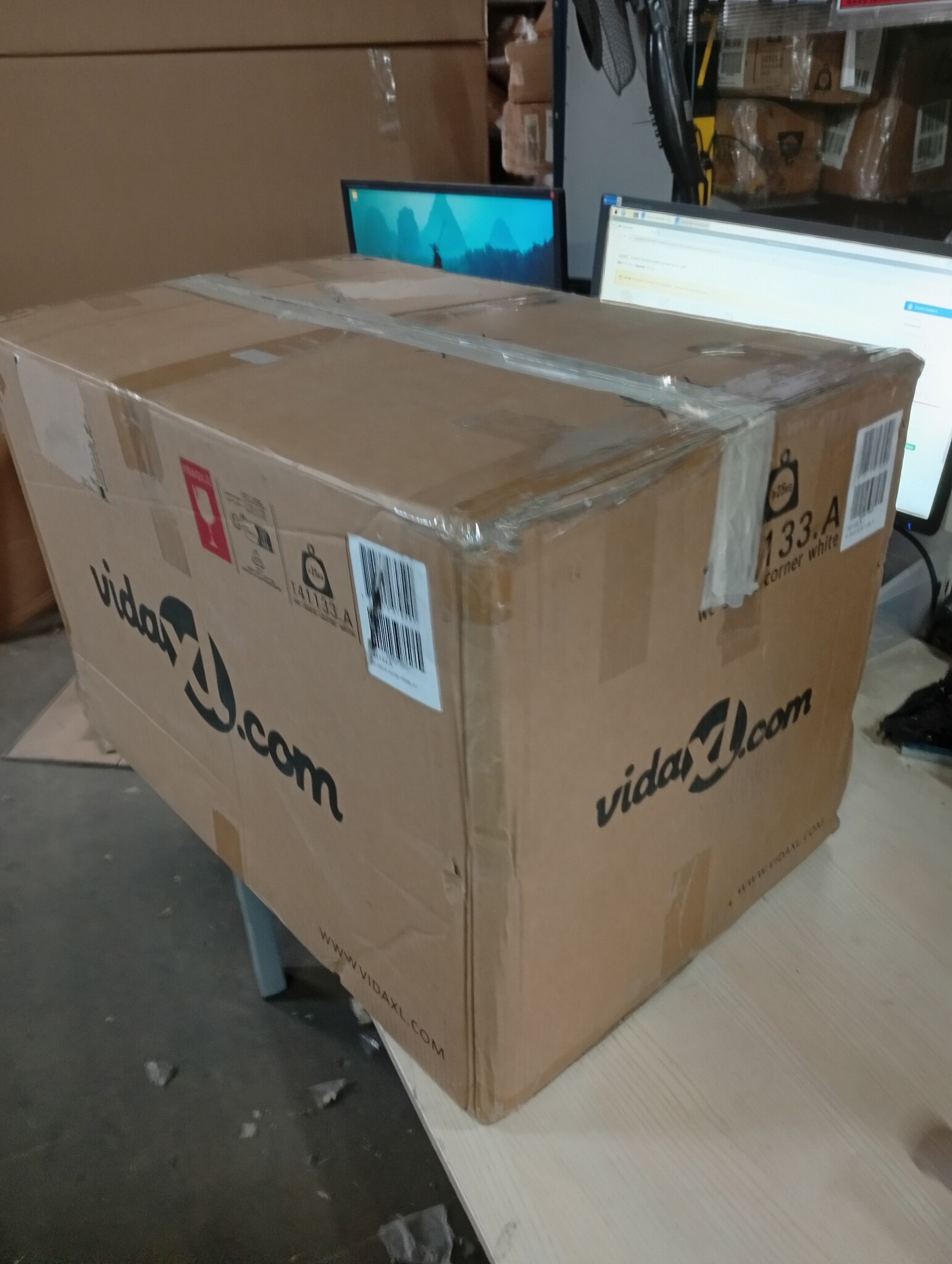 vidaXL Hoek Toilet Keramisch Wit - 60% Korting