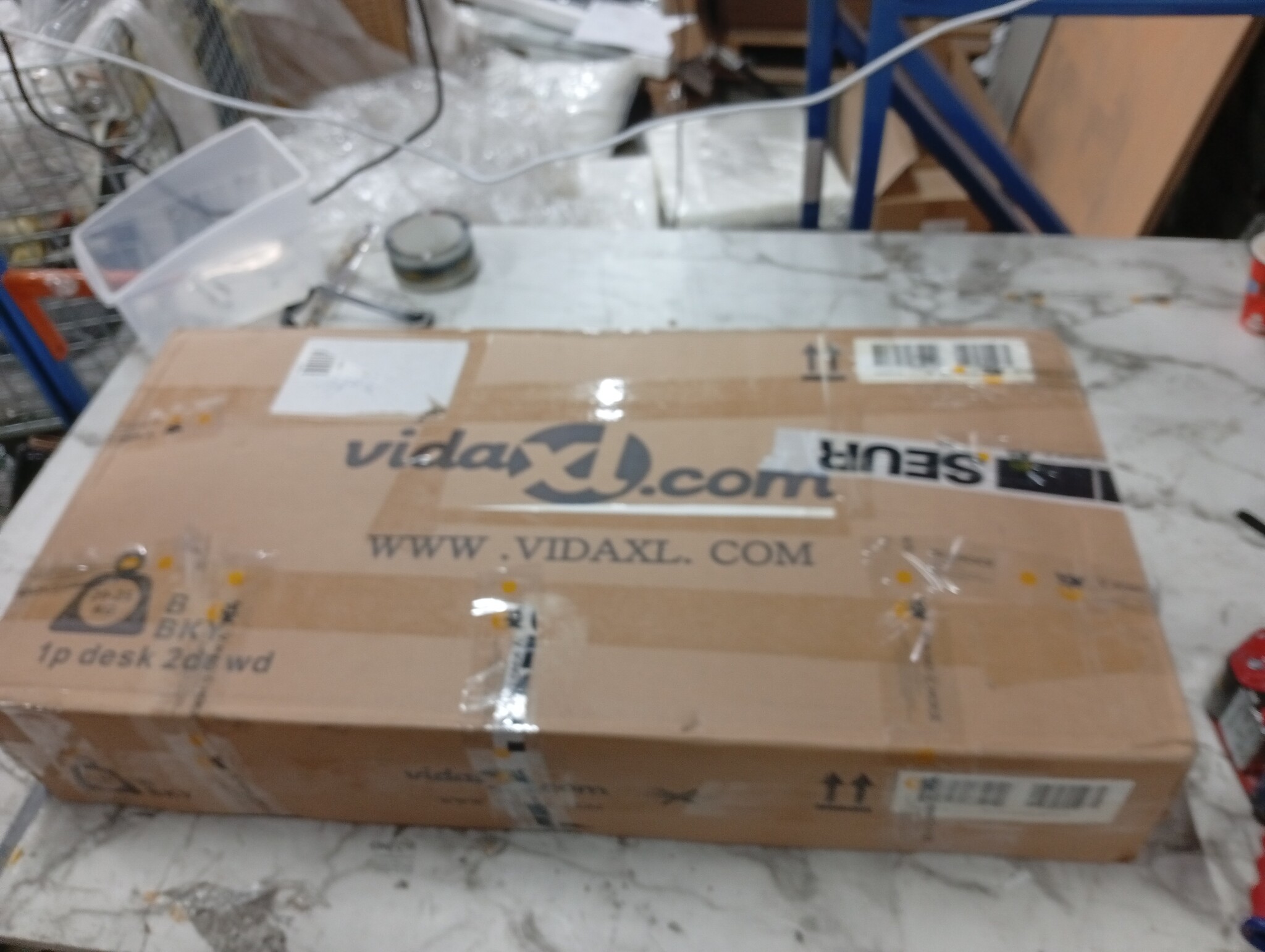 vidaXL Bureau 140x50x75cm Wit - Retourdeal met 55% Korting!