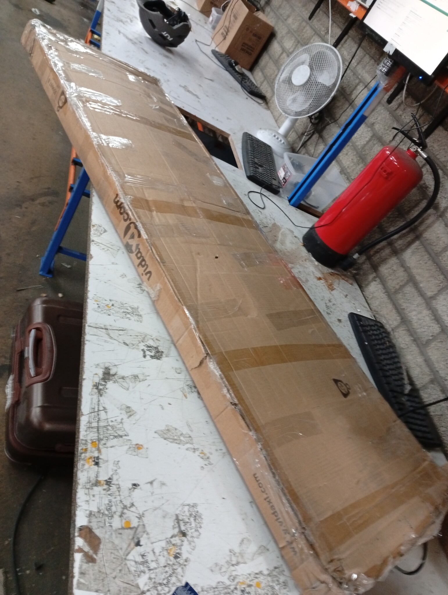 vidaXL Tuinberging Metaal Grijs 257x205x178 cm - 55% Korting!