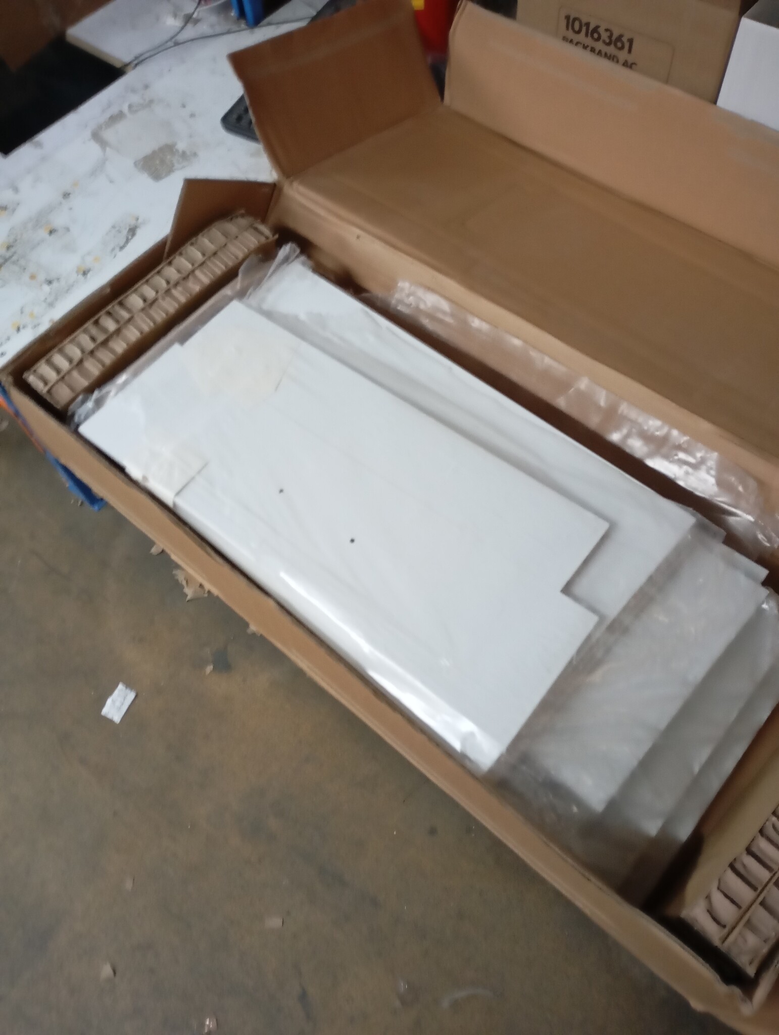 vidaXL Schoenenkast wit - 60x35x84 cm - 55% Korting