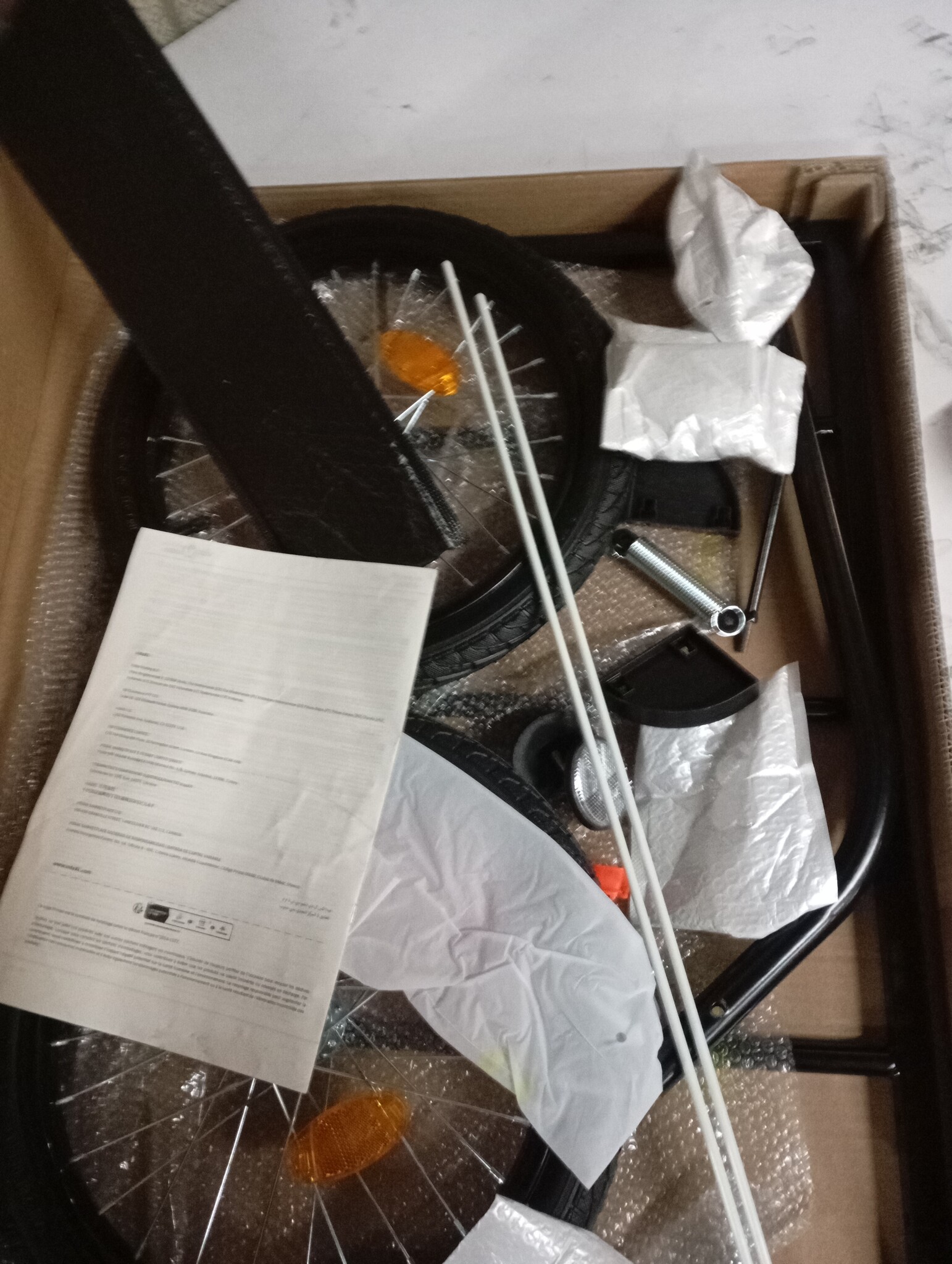 vidaXL Fietstrailer 135x68x37 cm ijzer zwart