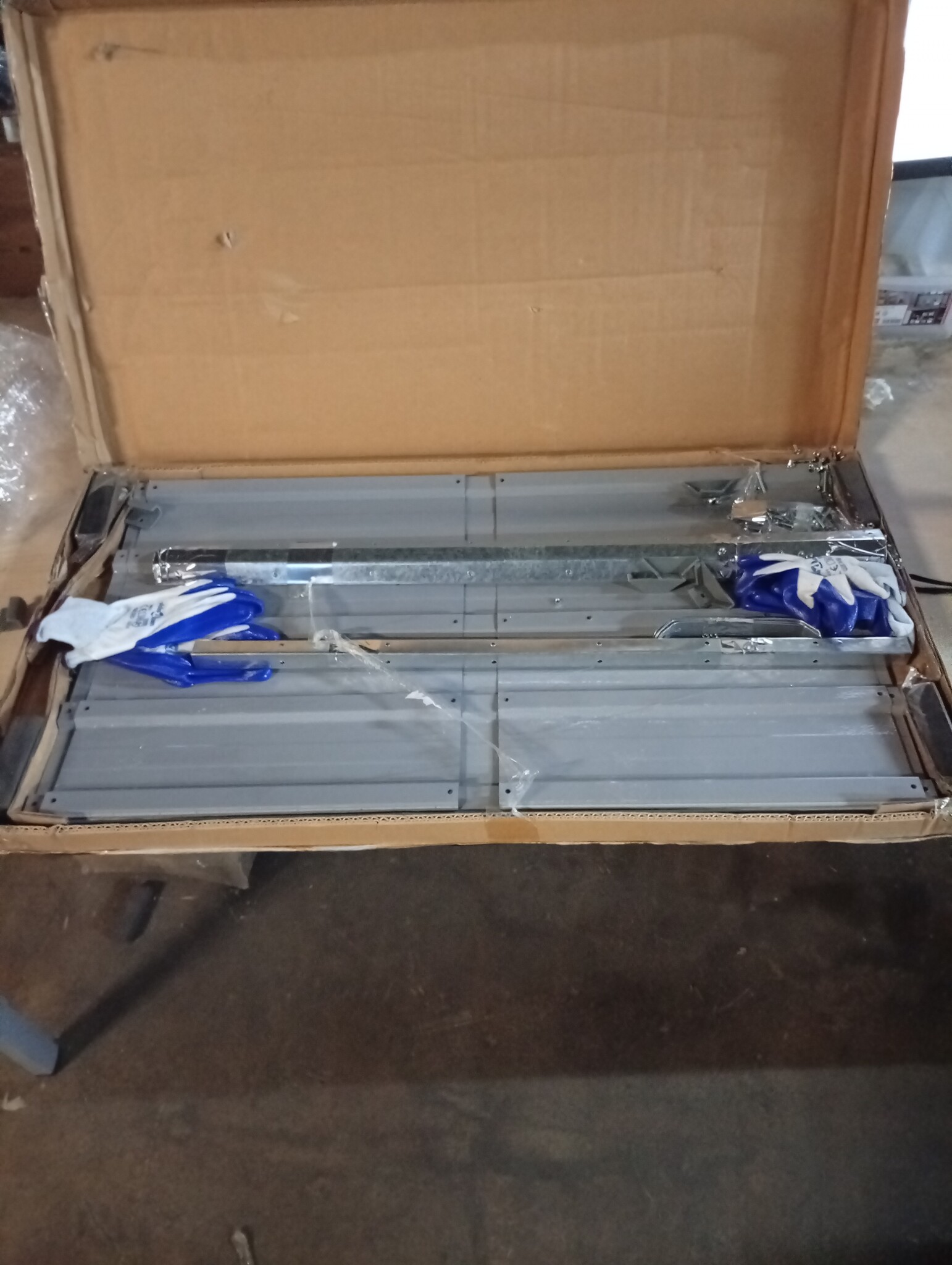 vidaXL Plantenbak verhoogd 240x40x77 cm gegalvaniseerd staal grijs