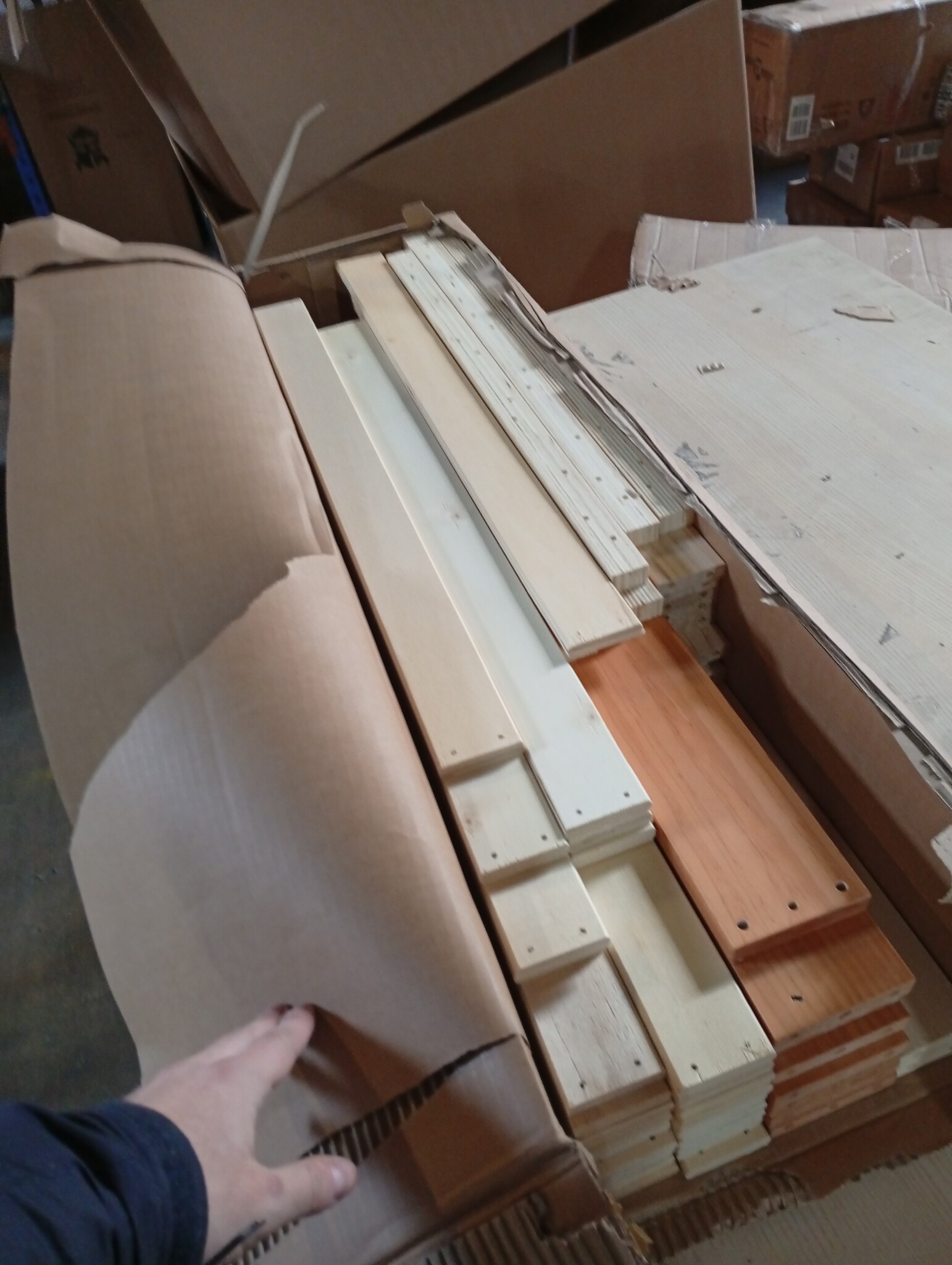 vidaXL Bedframe Grenenhout Wasbruin 140x200 cm | 55% Korting