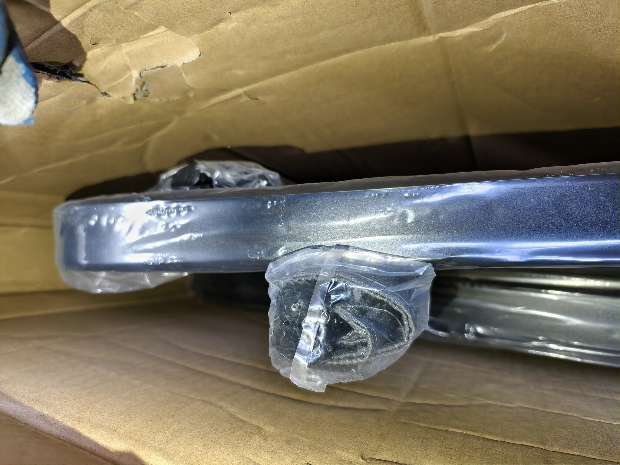 2x Grijze Tuinstoelen - Gepoedercoat Staal - 90.5x72x55 cm