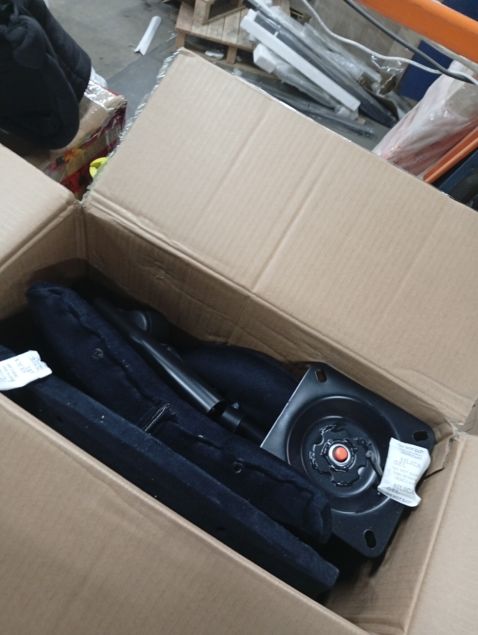 vidaXL Kantoorstoel draaibaar fluweel zwart - Nu 55% Korting!