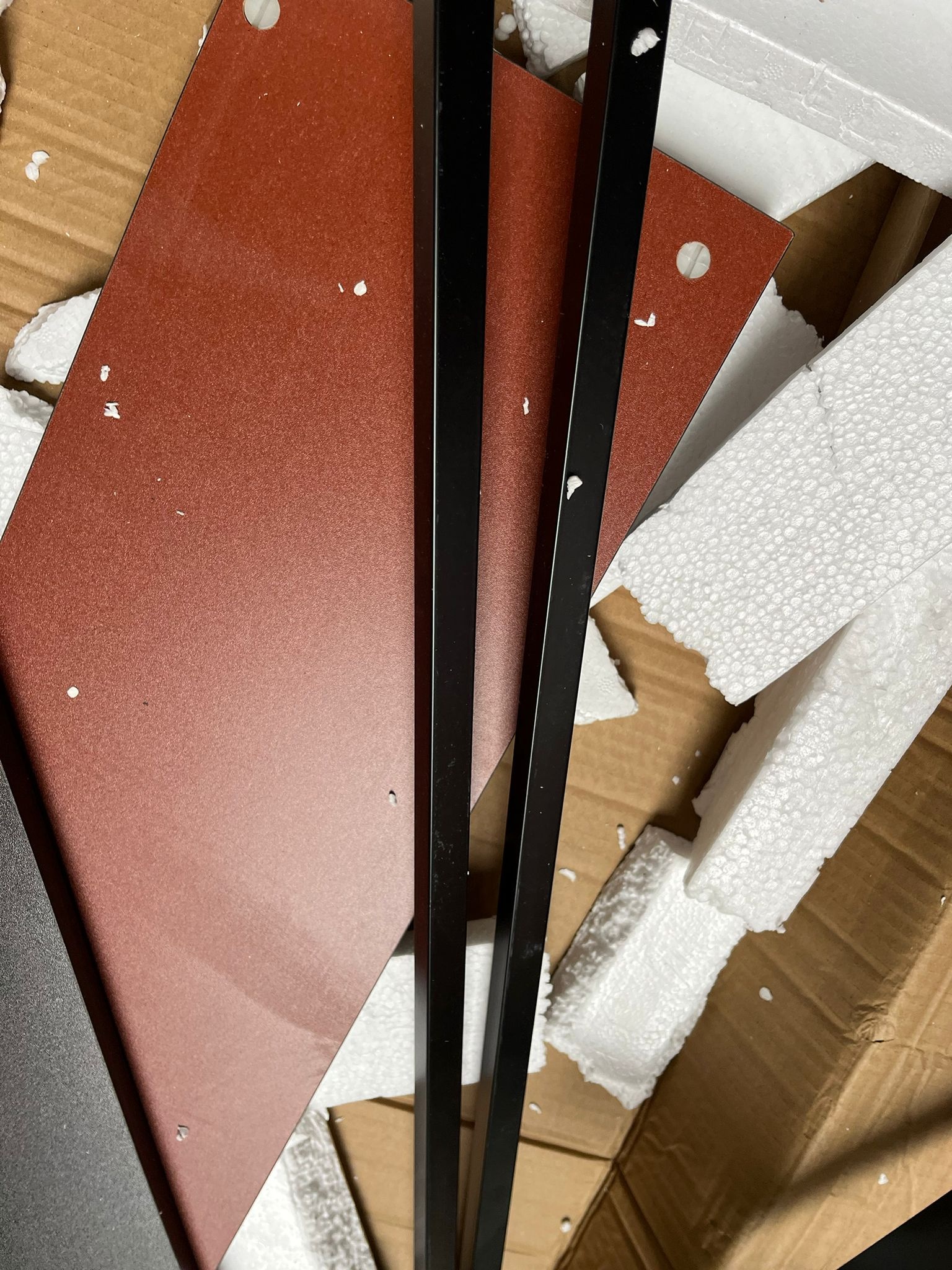 Zwart computerbureau 100x60 met plank - 55% korting!