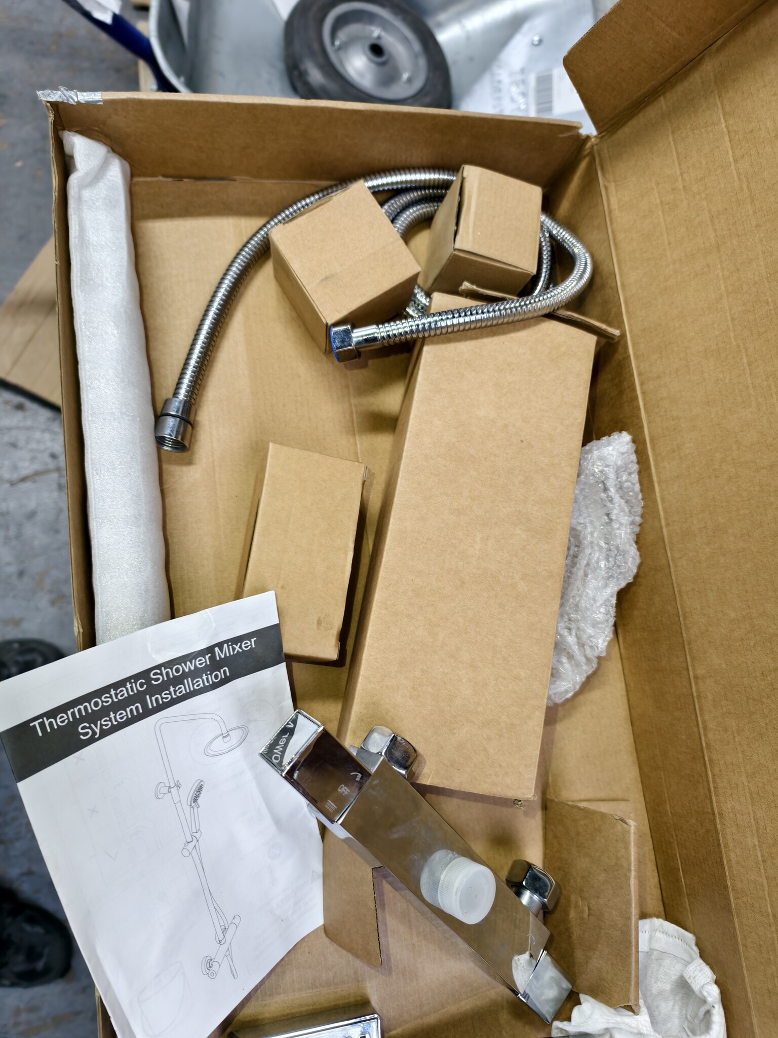 Douchepaneel met Regendouche (25cm) & Thermostaatkraan - 35% Korting!