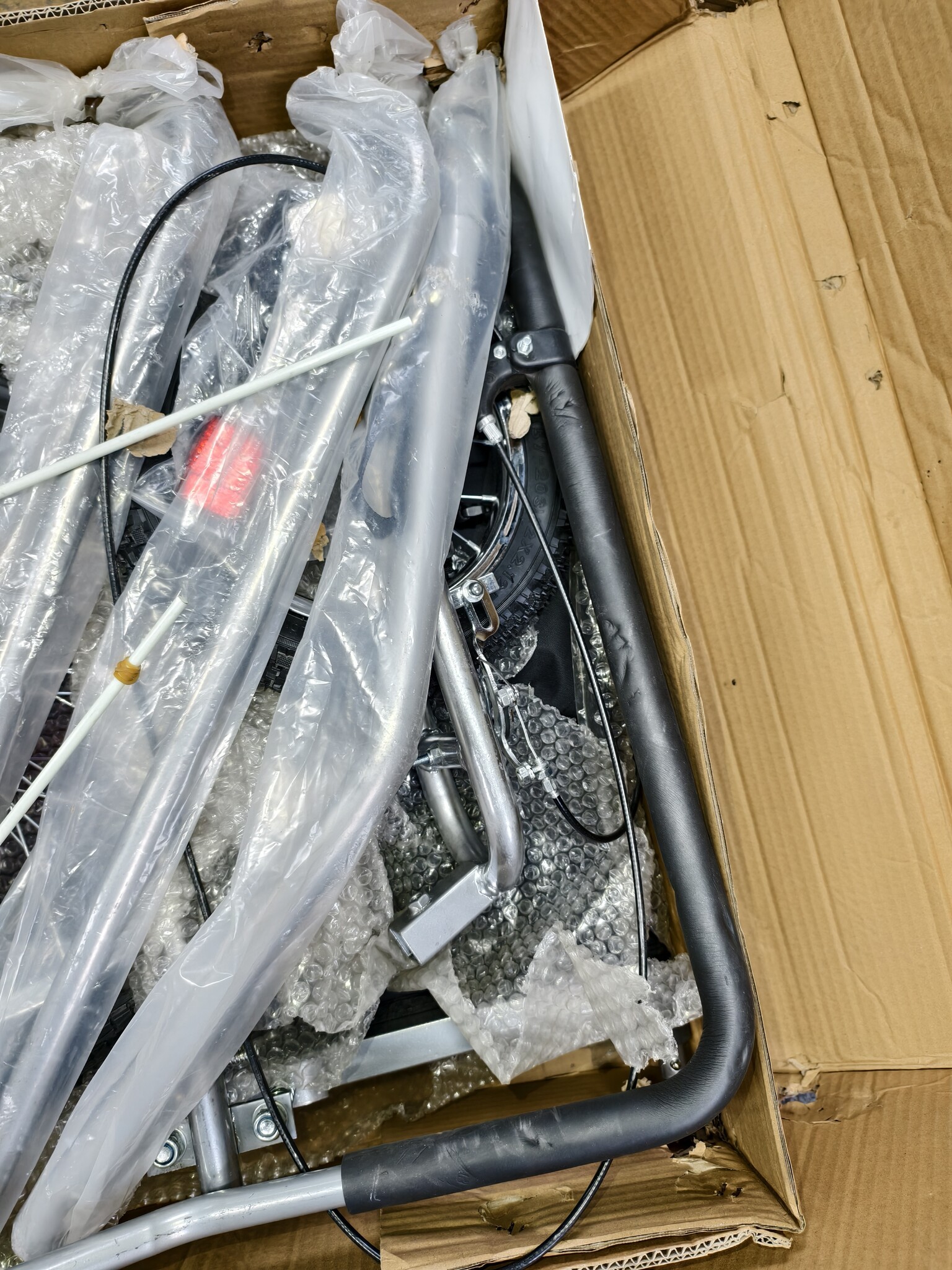 Blauwe Fietskar Kinderen met Schokbreker | 35% Korting