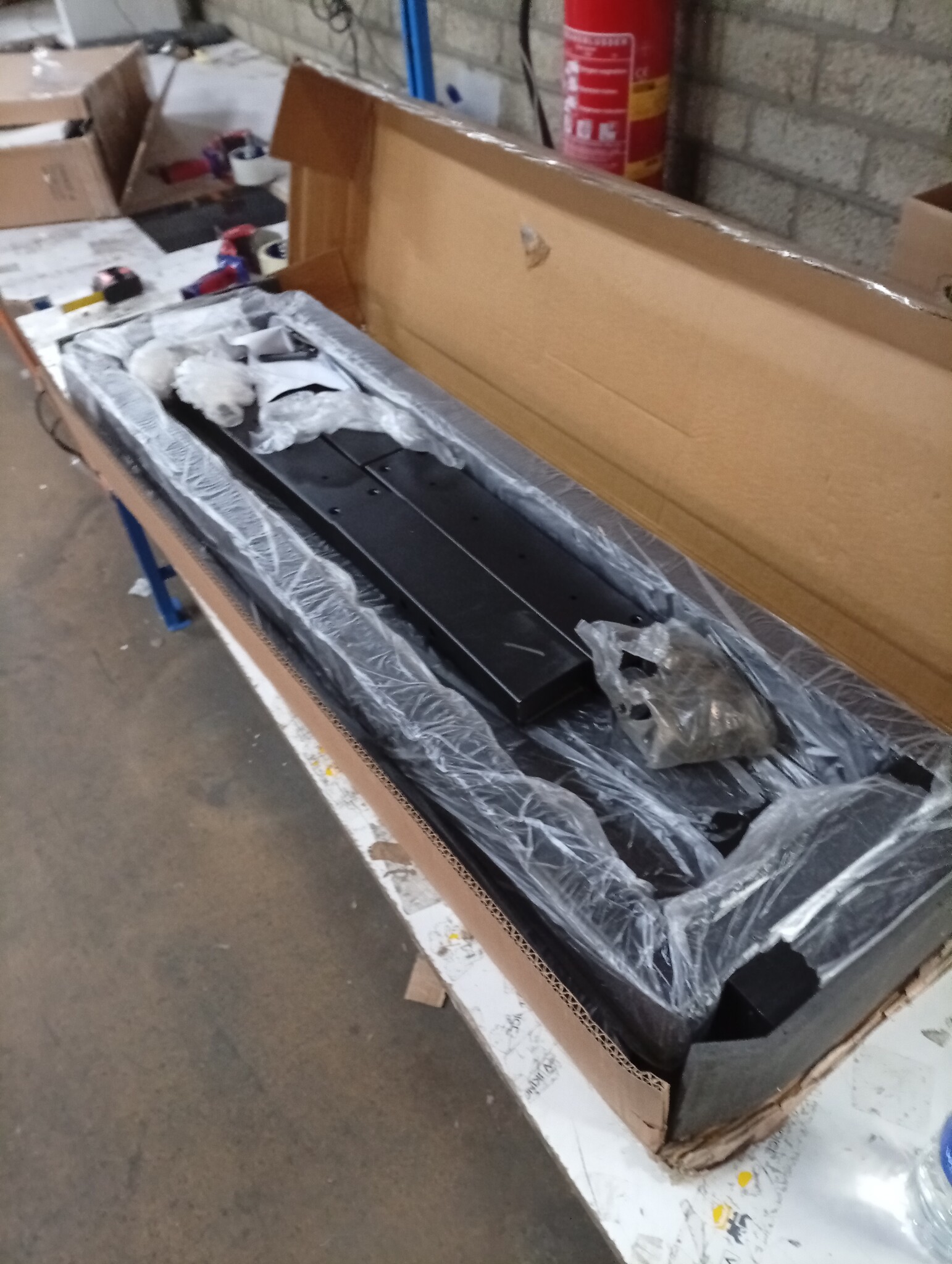 vidaXL Bartafelpoten T-vormig Zwart Staal - 60% Korting!