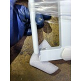 Retourtje: Wit Metaal Traphek 83-96cm - 35% Korting!