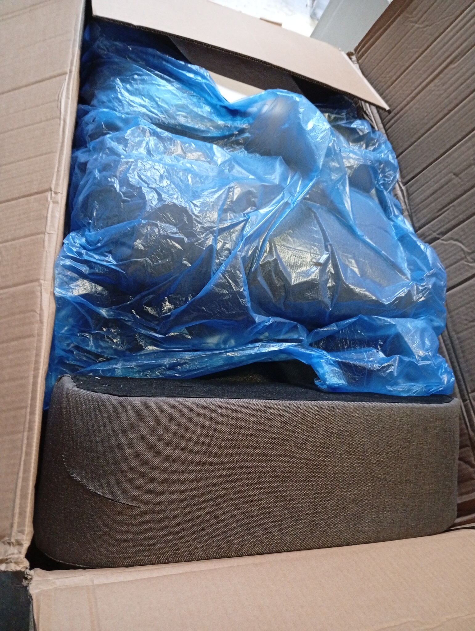 vidaXL Fauteuil 74x84x100 cm stof taupe