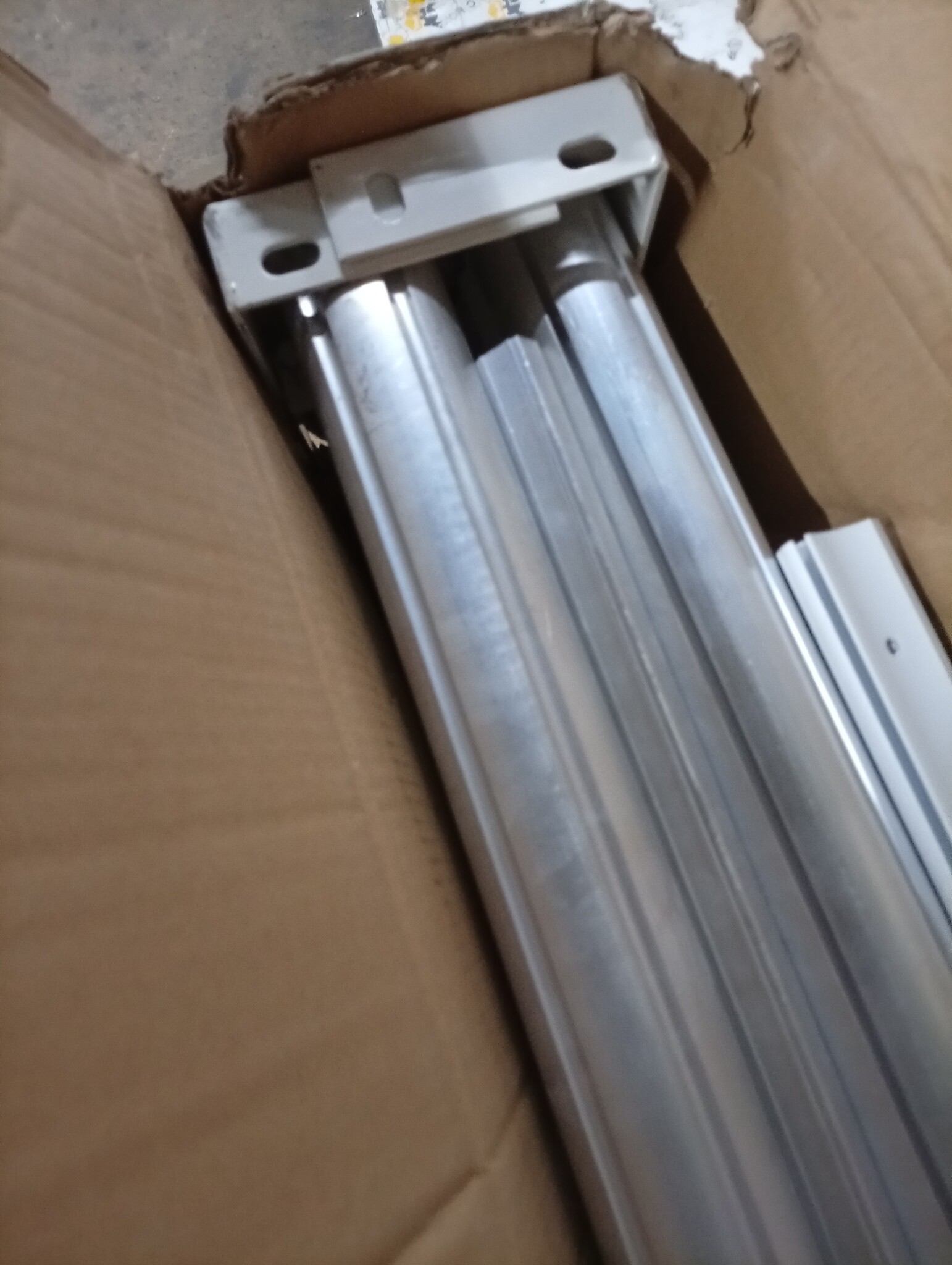 Markies Wit 4x3m Metaal - 55% Korting