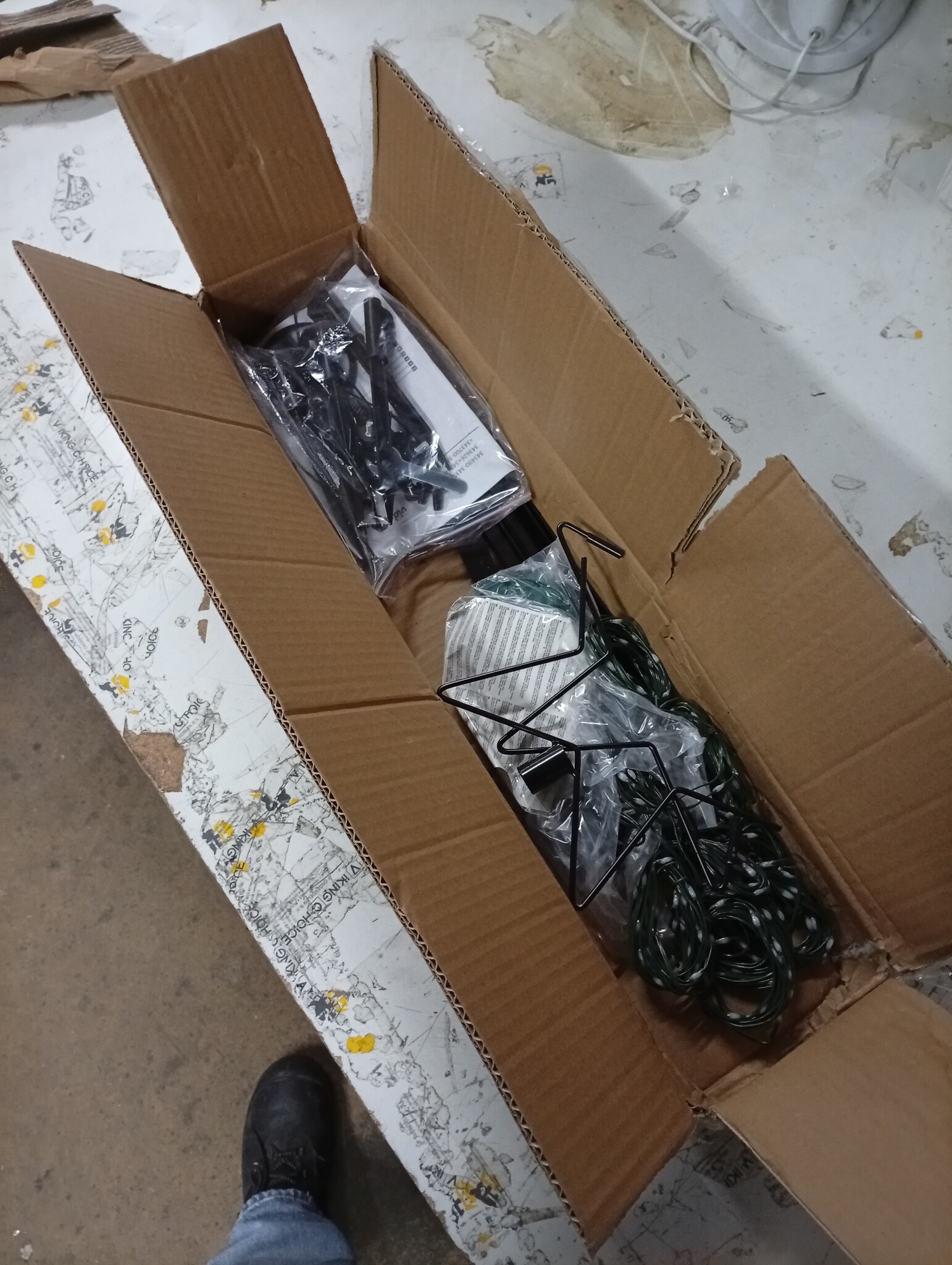 vidaXL Kegelkerstboom Blauw 310 LED's 100x300 cm - 55% Korting!