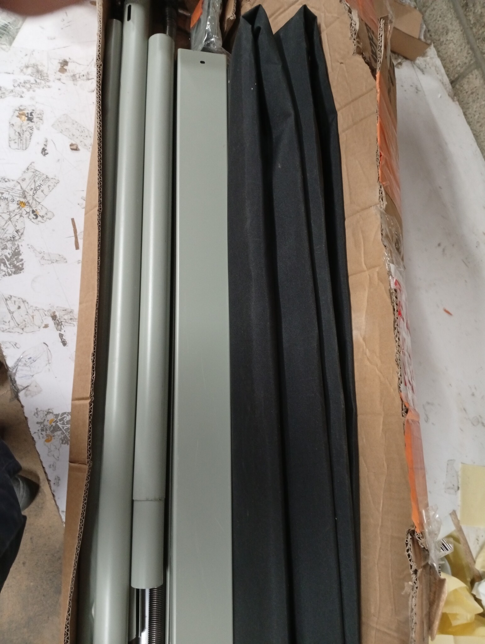 vidaXL Uittrekbaar Tuinscherm 180x600 cm Zwart - 55% Korting!