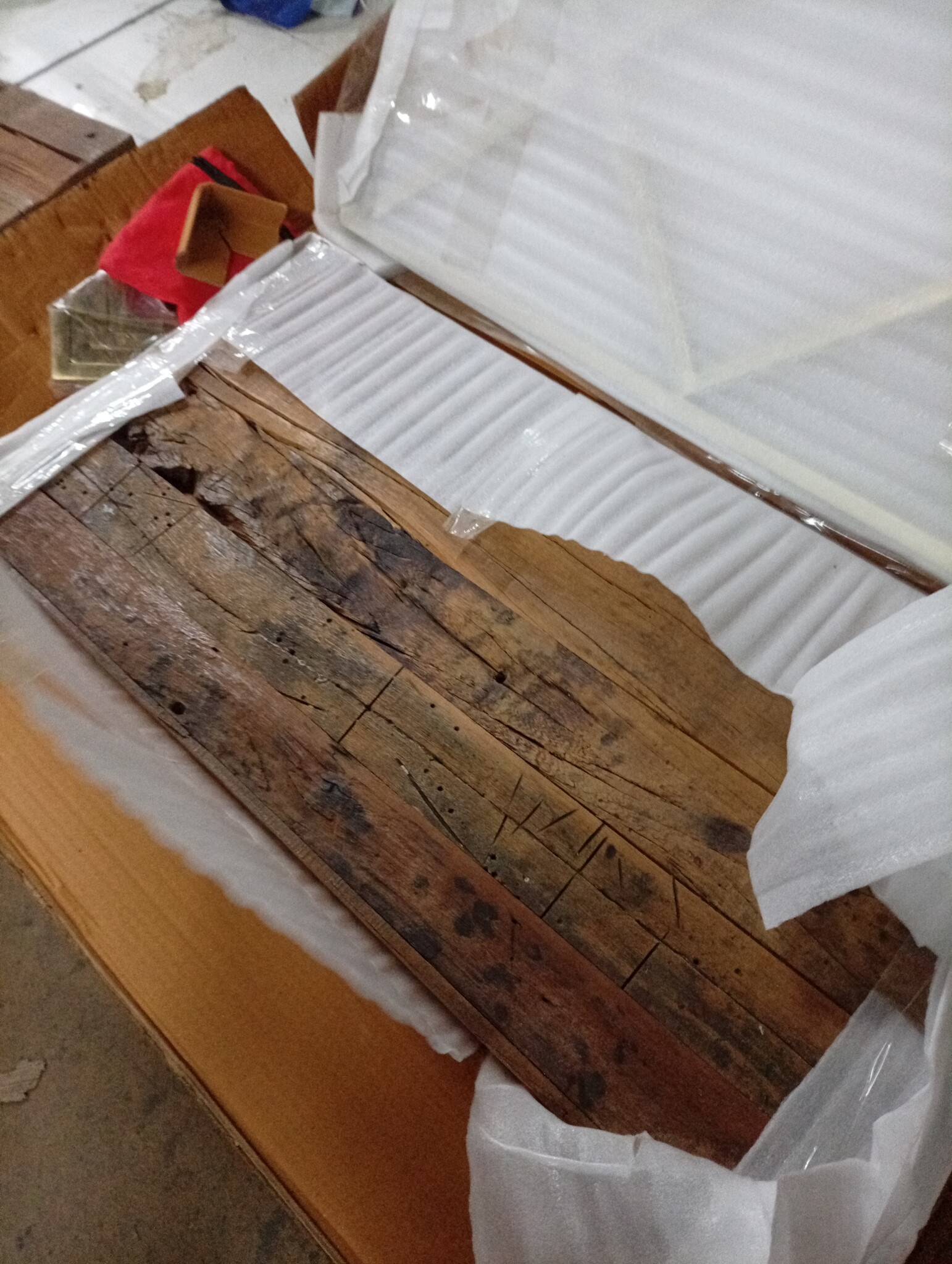 VidaXL Salontafel Roestvrijstaal & Gerecycled Hout - Goudkleur | 55% Korting