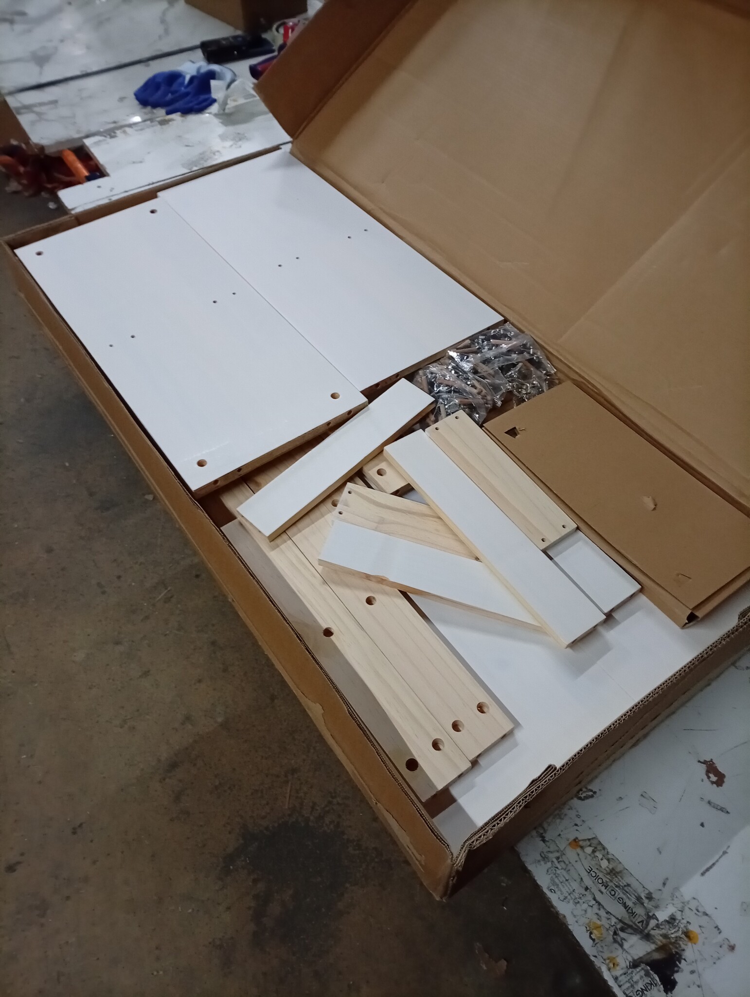 vidaXL Bureau Grenenhout Wit - 110x50x75 cm | Nu met 55% Korting!